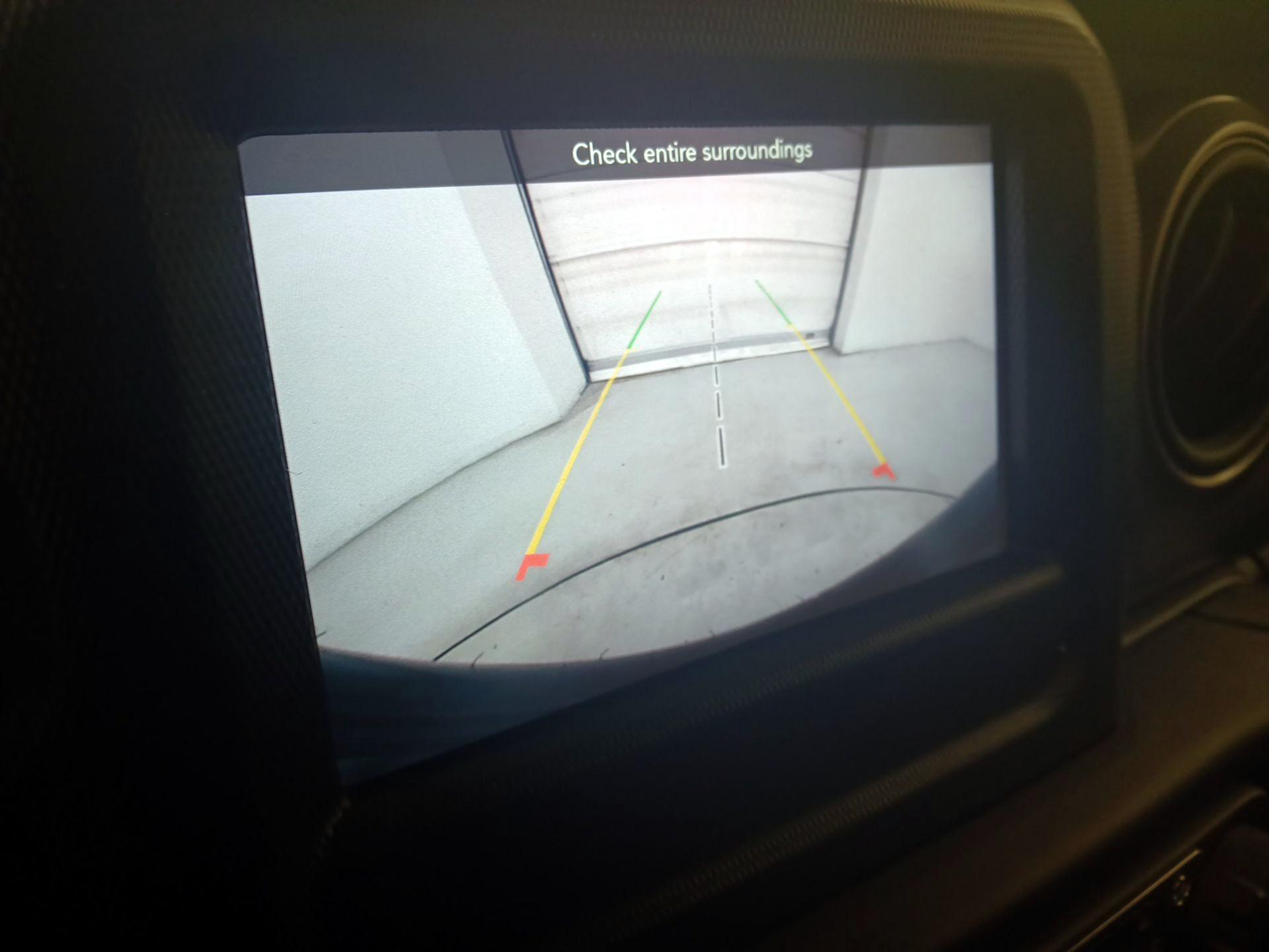 Thumbnail: 2022 Jeep Wrangler - 14