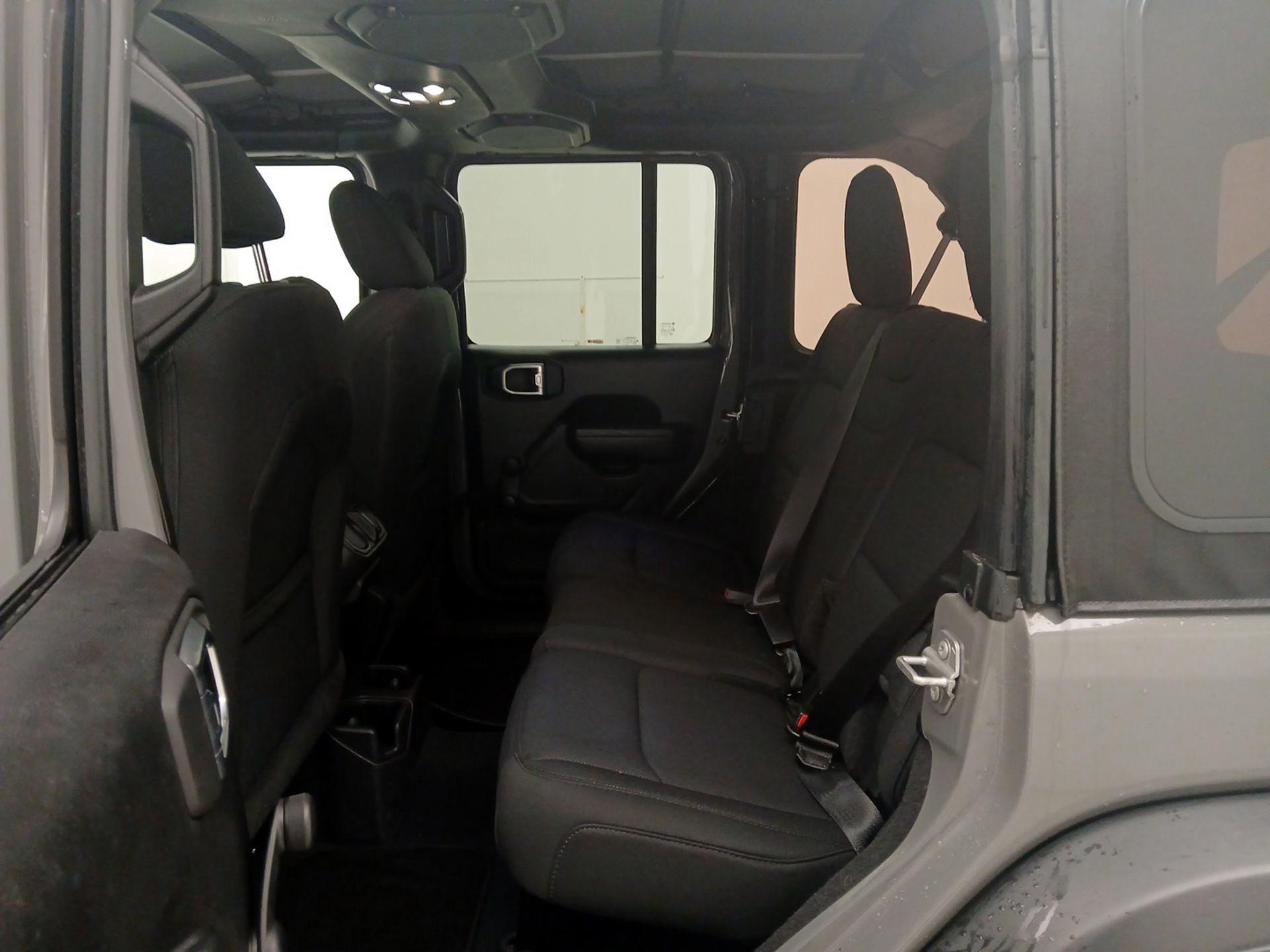 Thumbnail: 2022 Jeep Wrangler - 19