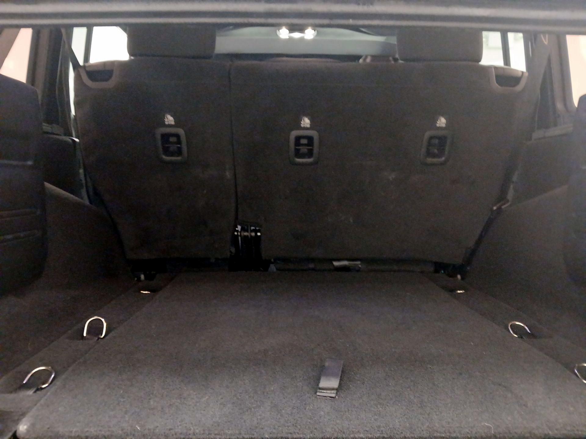 Thumbnail: 2022 Jeep Wrangler - 20