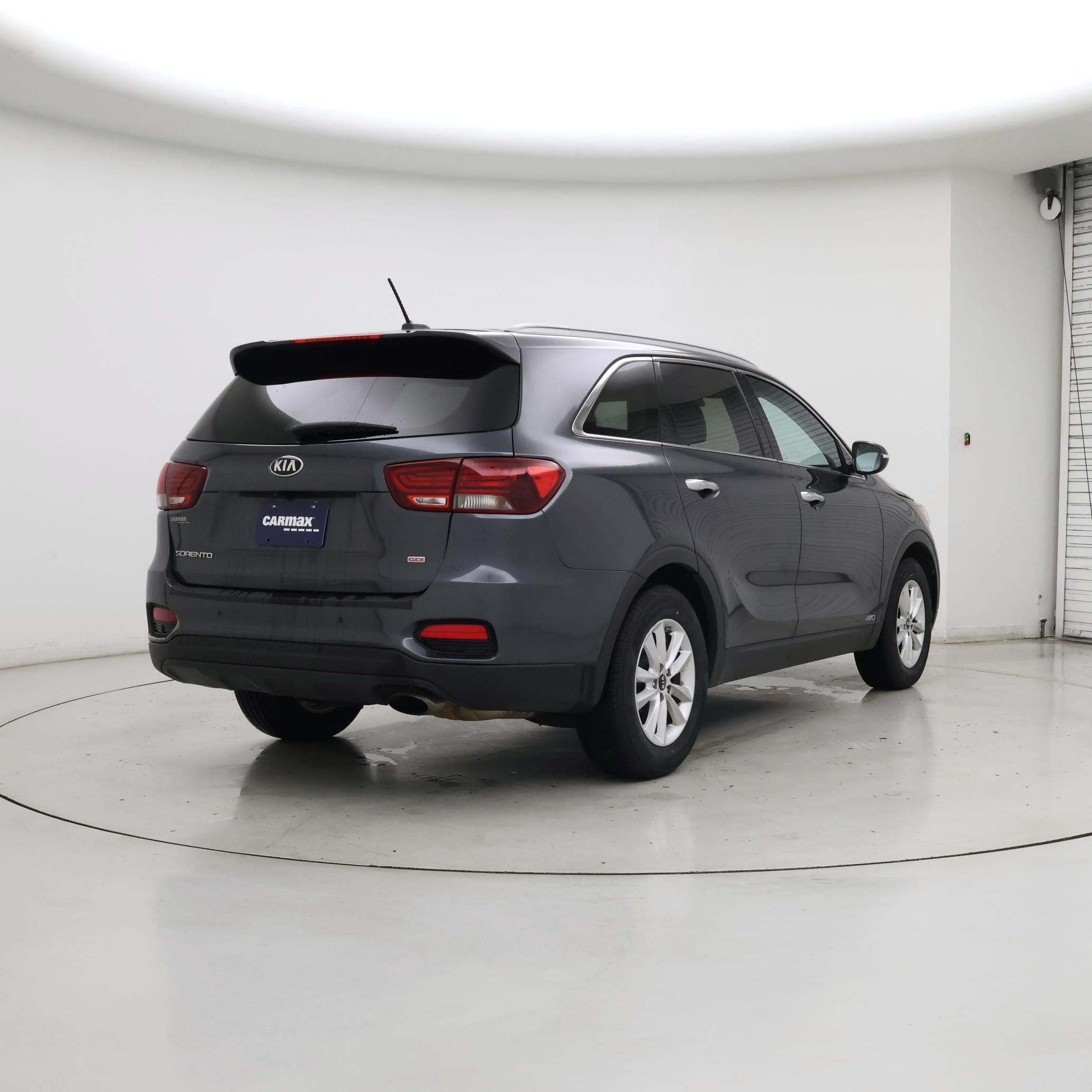 Thumbnail: 2020 Kia Sorento - 8