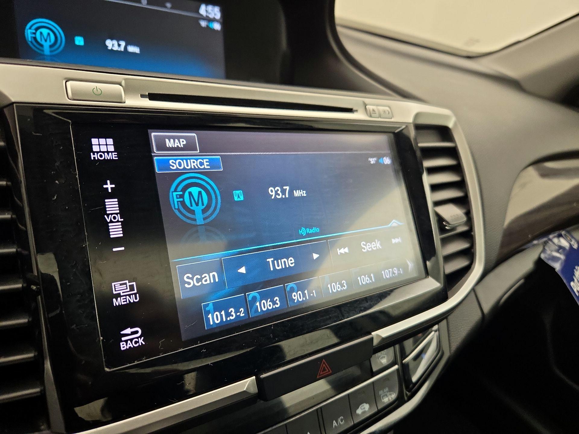 Thumbnail: 2017 Honda Accord - 16