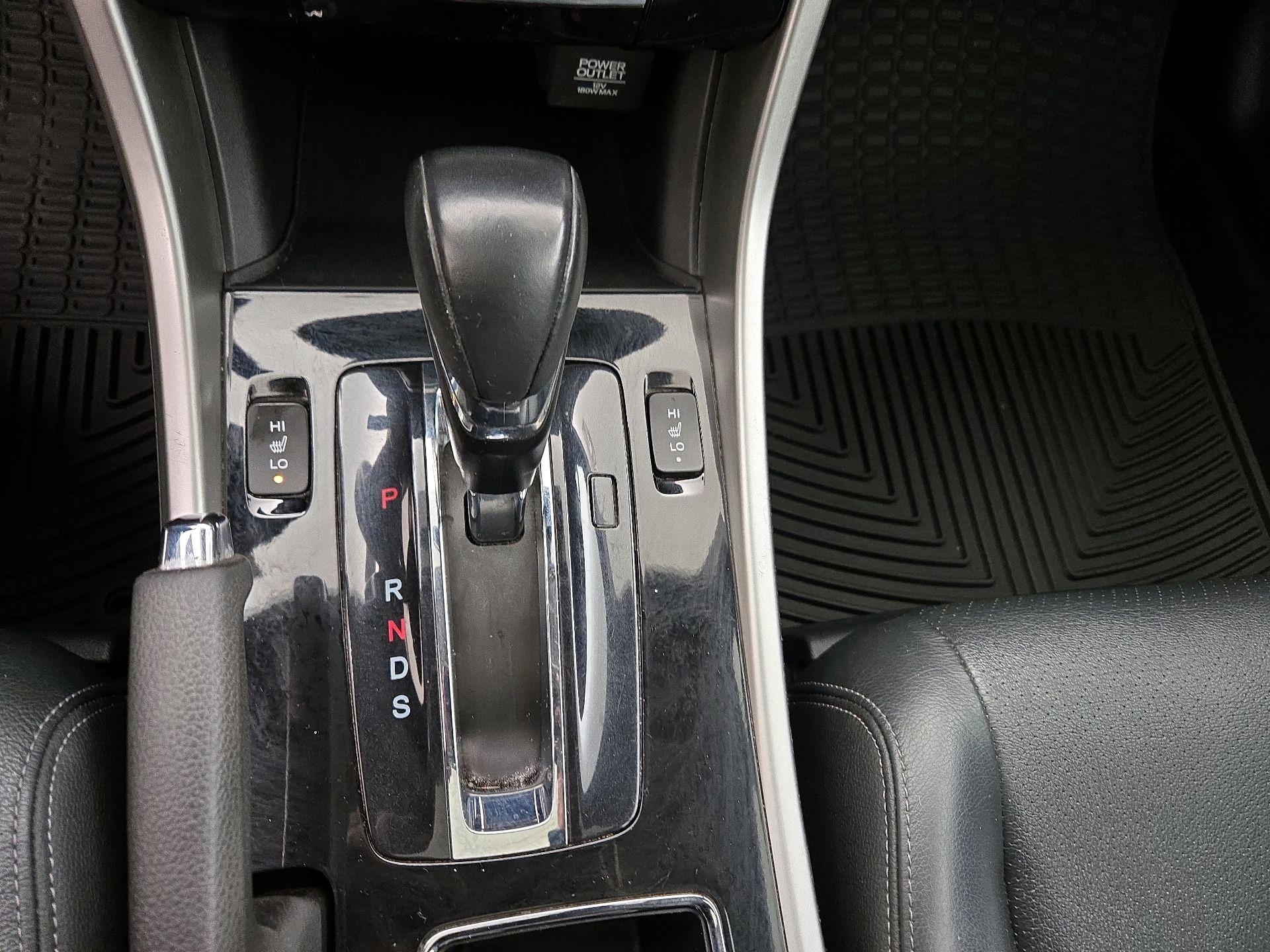 Thumbnail: 2017 Honda Accord - 18