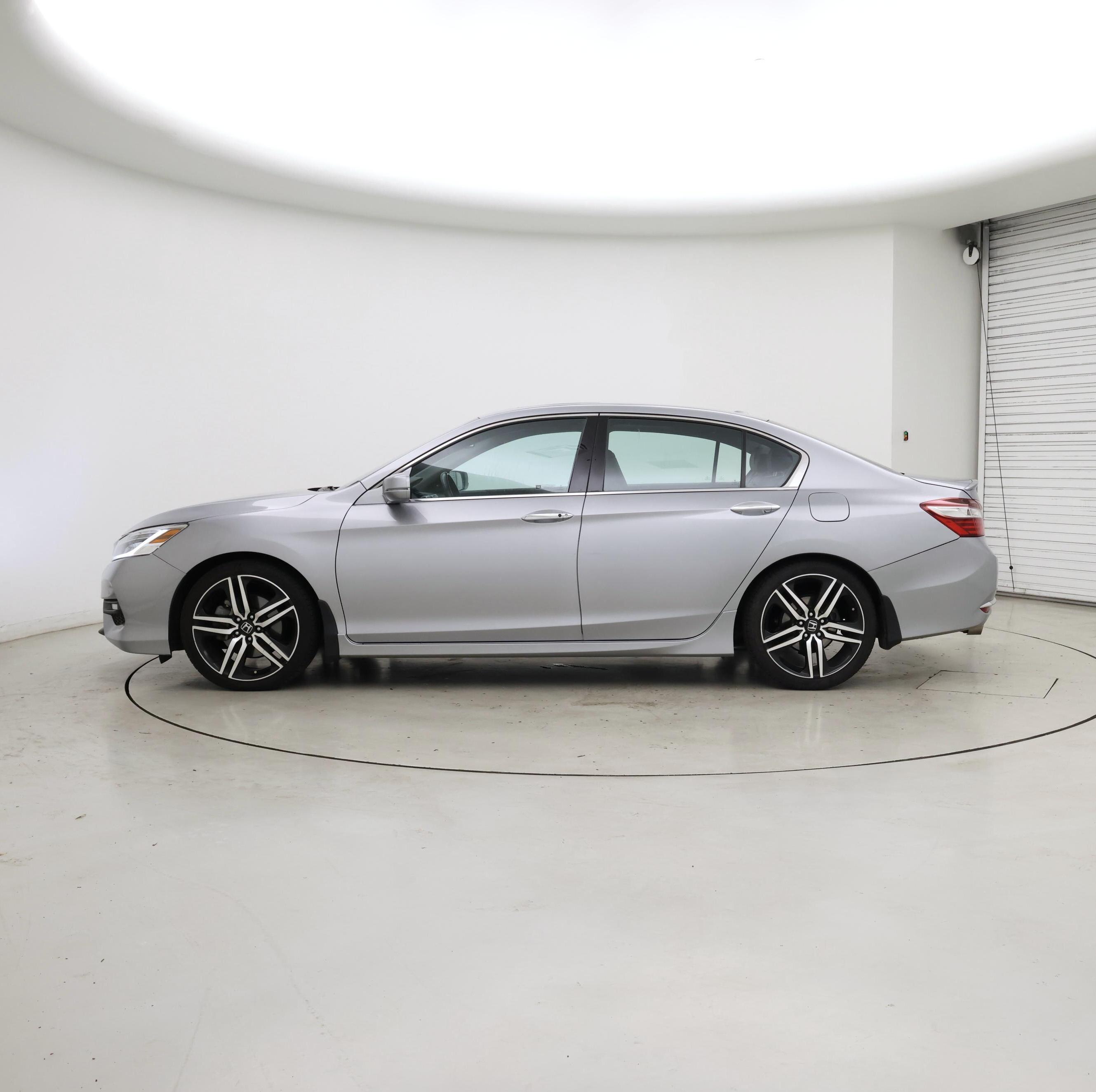 Thumbnail: 2017 Honda Accord - 3