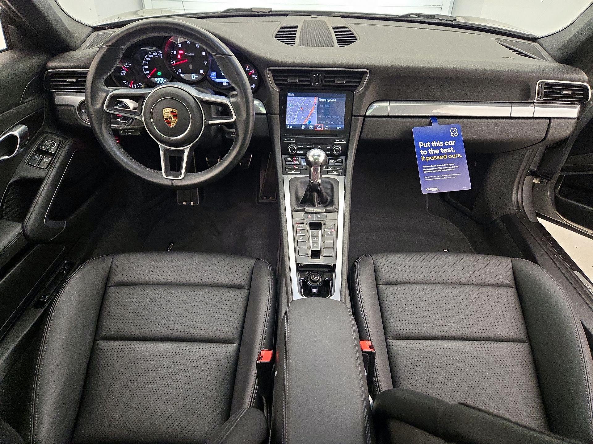 Thumbnail: 2017 Porsche 911 - 9