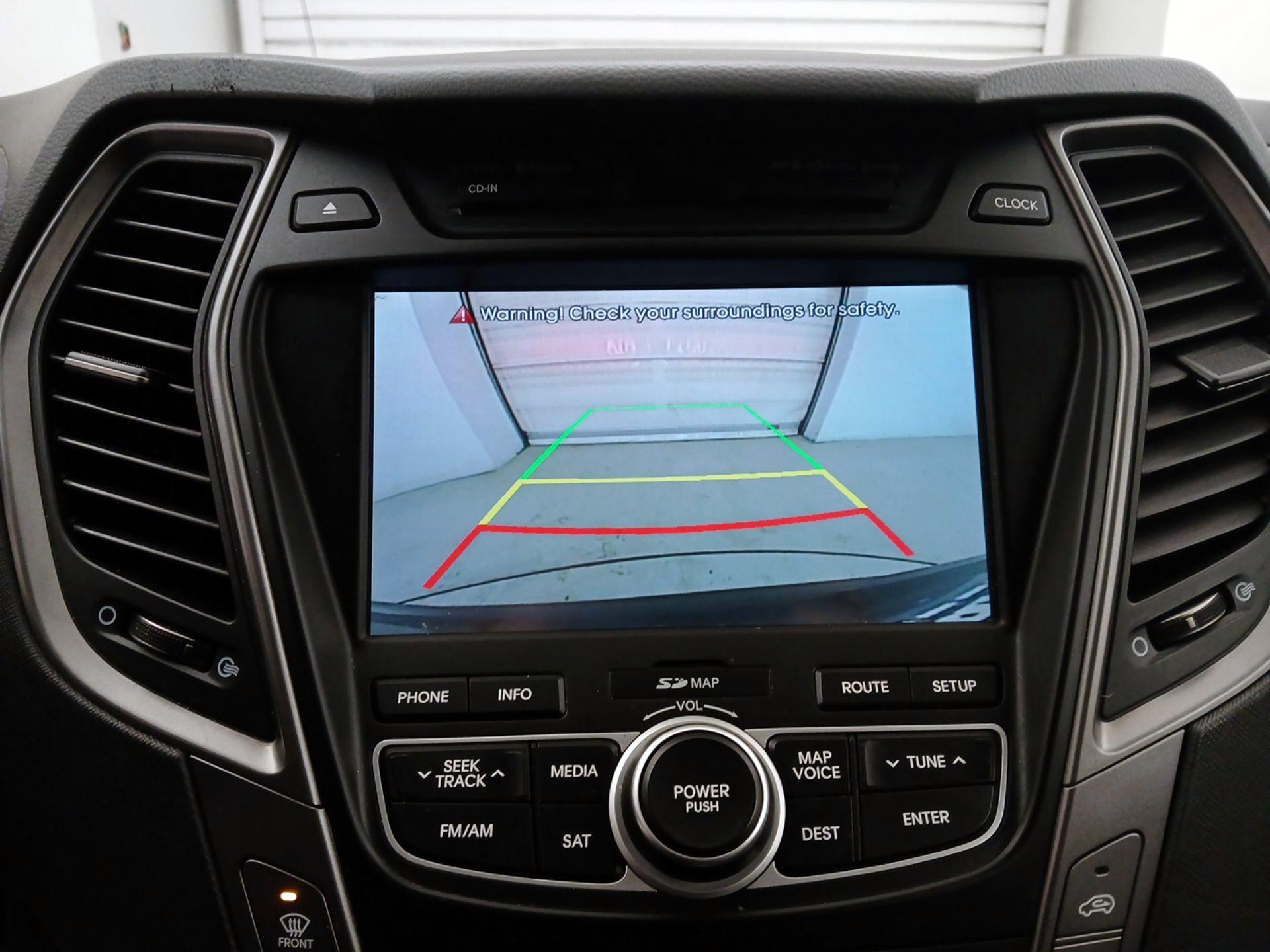 Thumbnail: 2015 Hyundai Santa Fe - 15