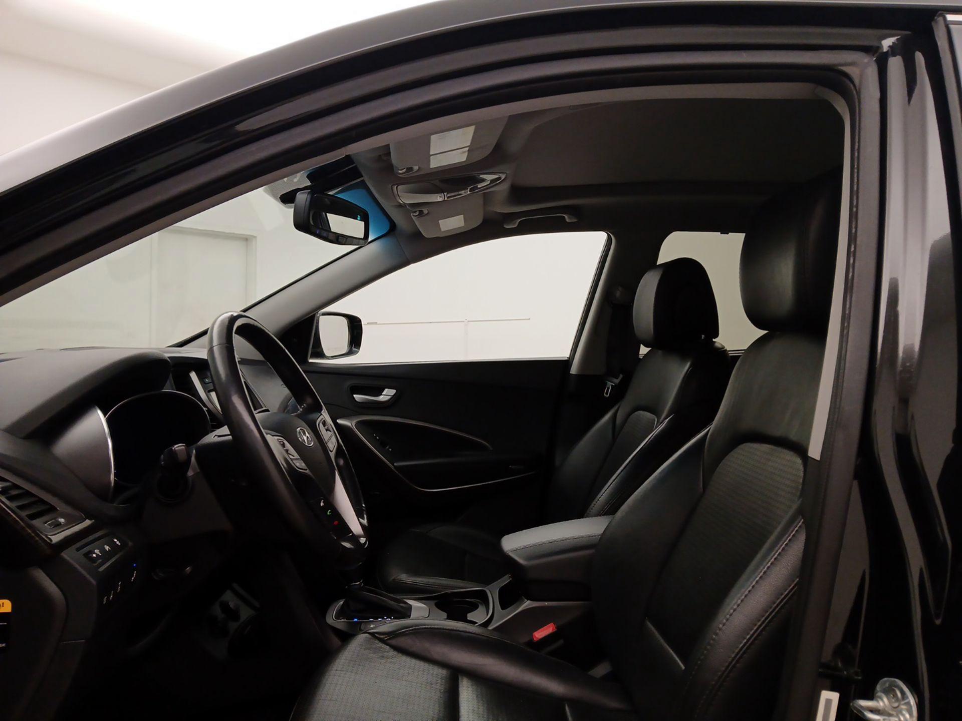 Thumbnail: 2015 Hyundai Santa Fe - 20