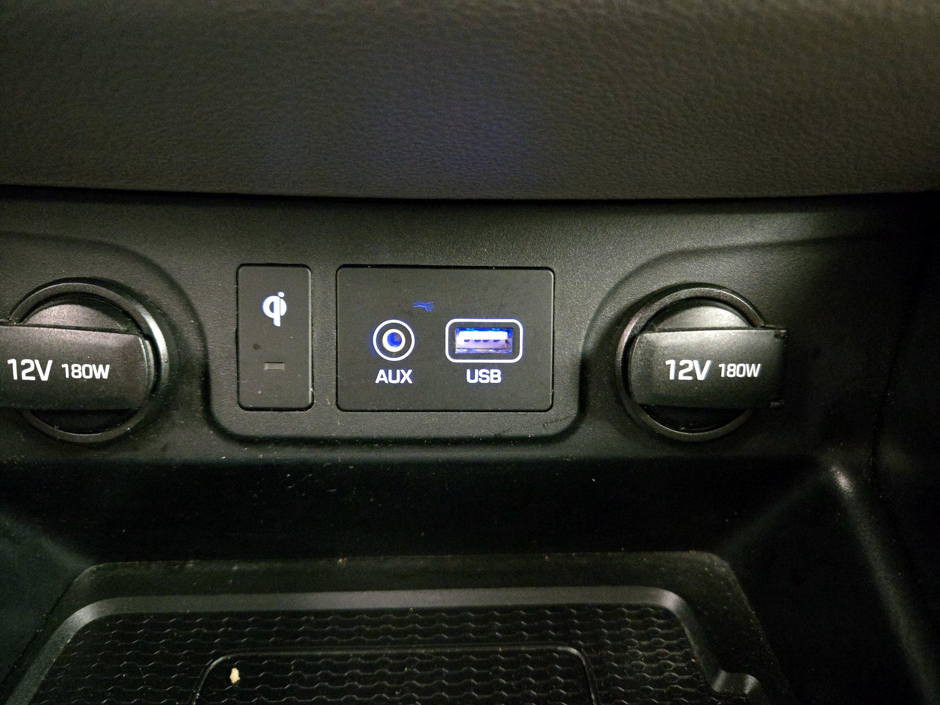 Thumbnail: 2020 Hyundai Tucson - 18