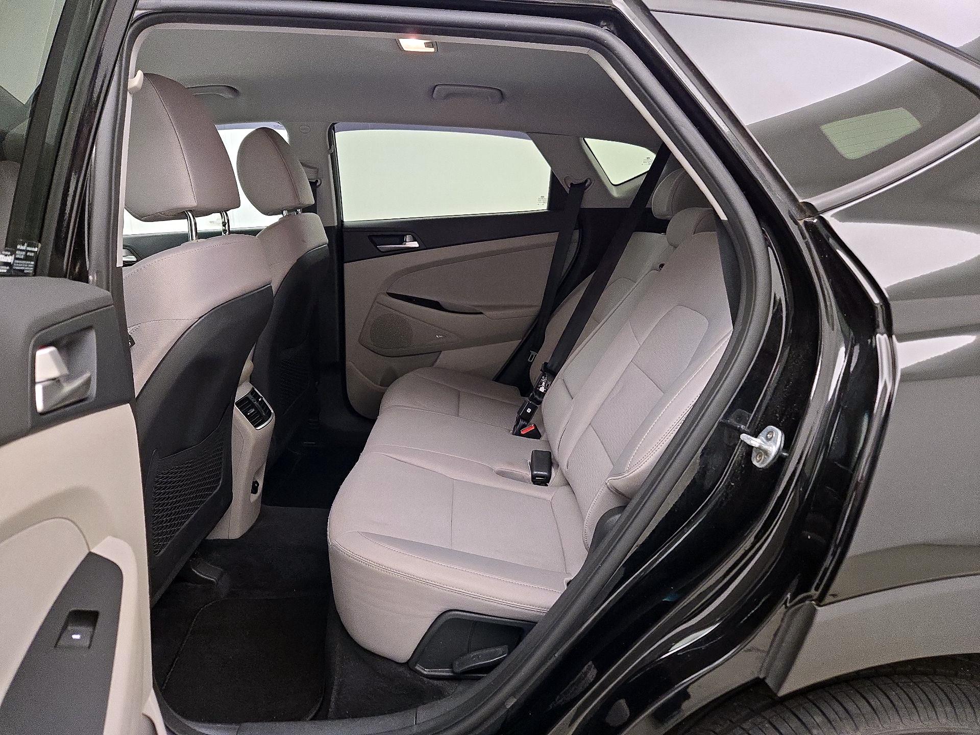 Thumbnail: 2020 Hyundai Tucson - 19