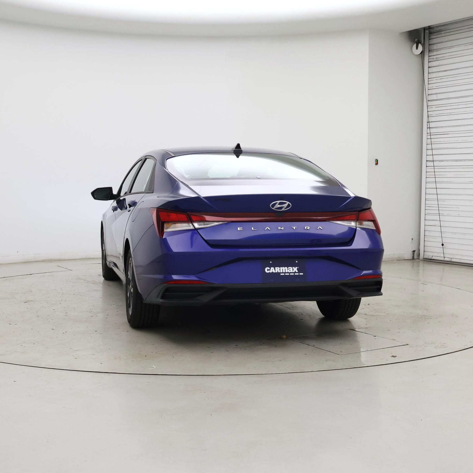 Thumbnail: 2022 Hyundai Elantra - 6