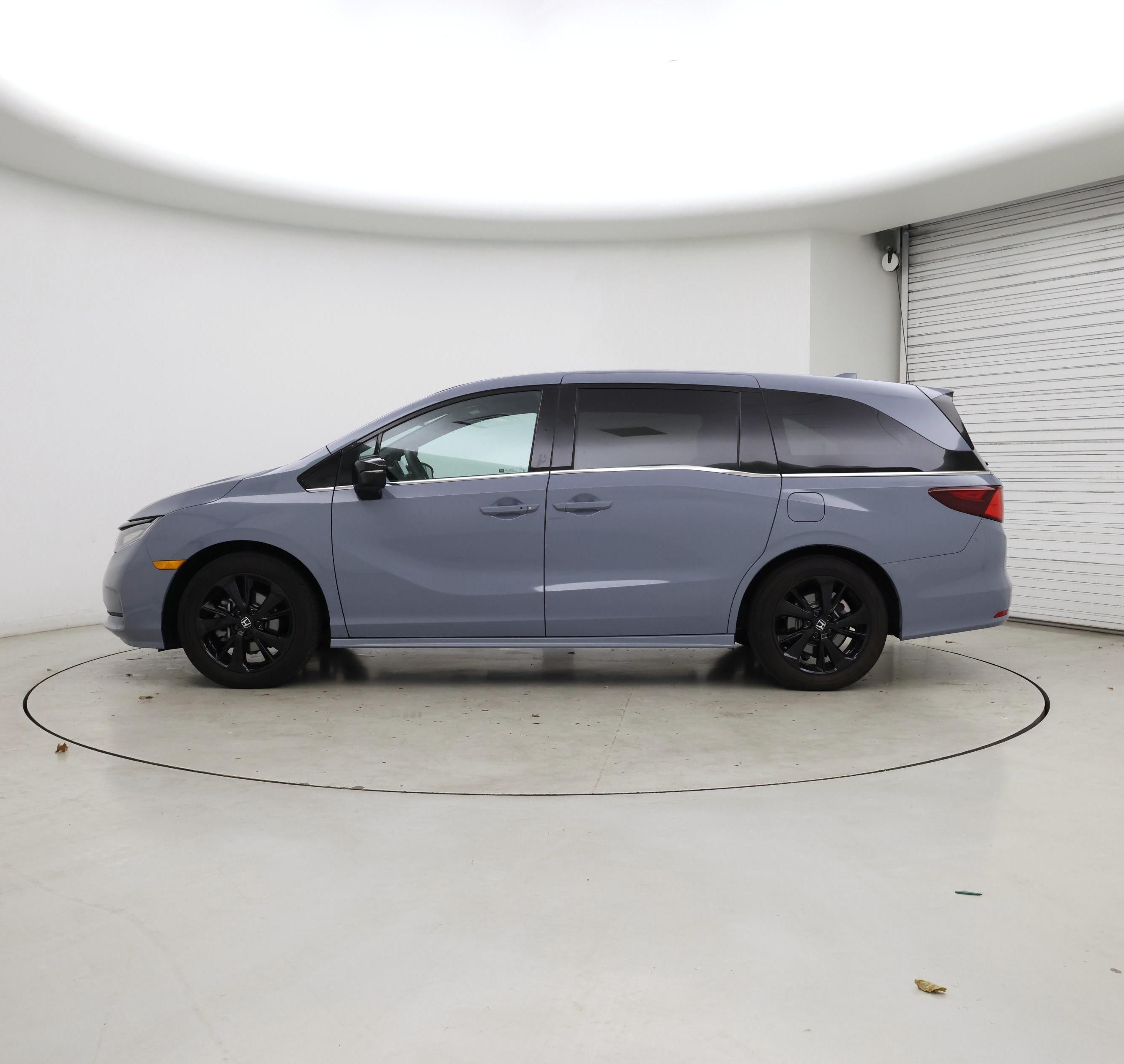 Thumbnail: 2024 Honda Odyssey - 3