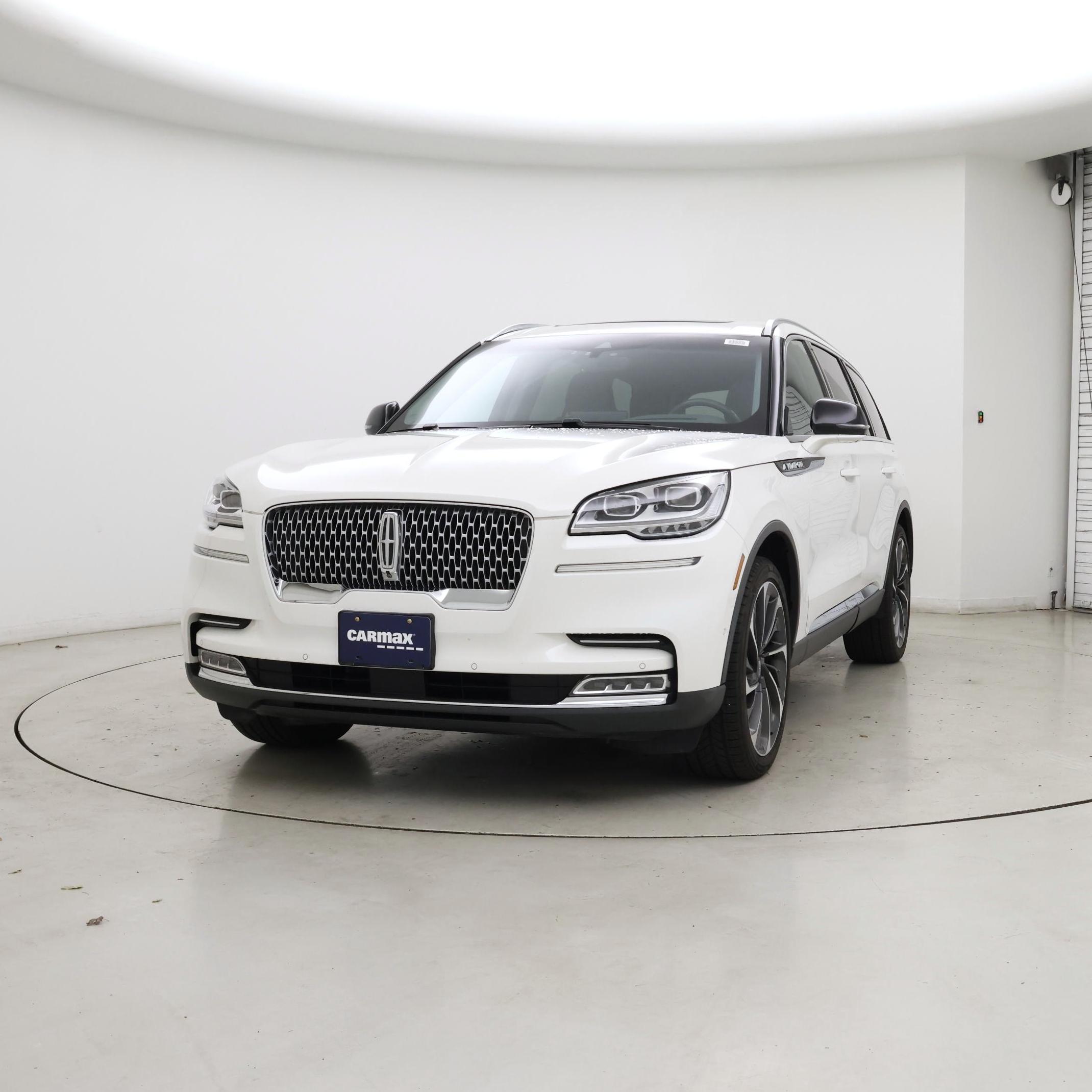 Thumbnail: 2020 Lincoln Aviator - 4