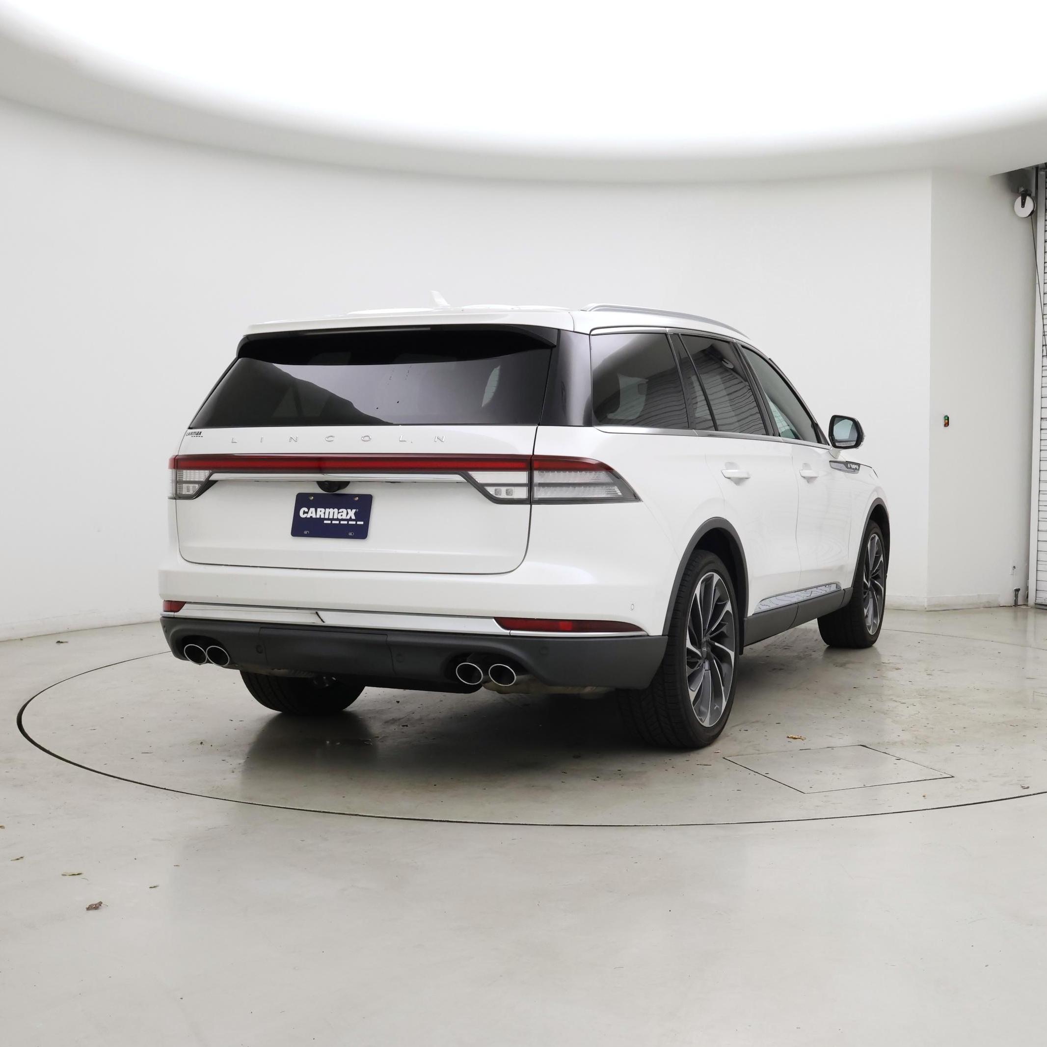 Thumbnail: 2020 Lincoln Aviator - 8