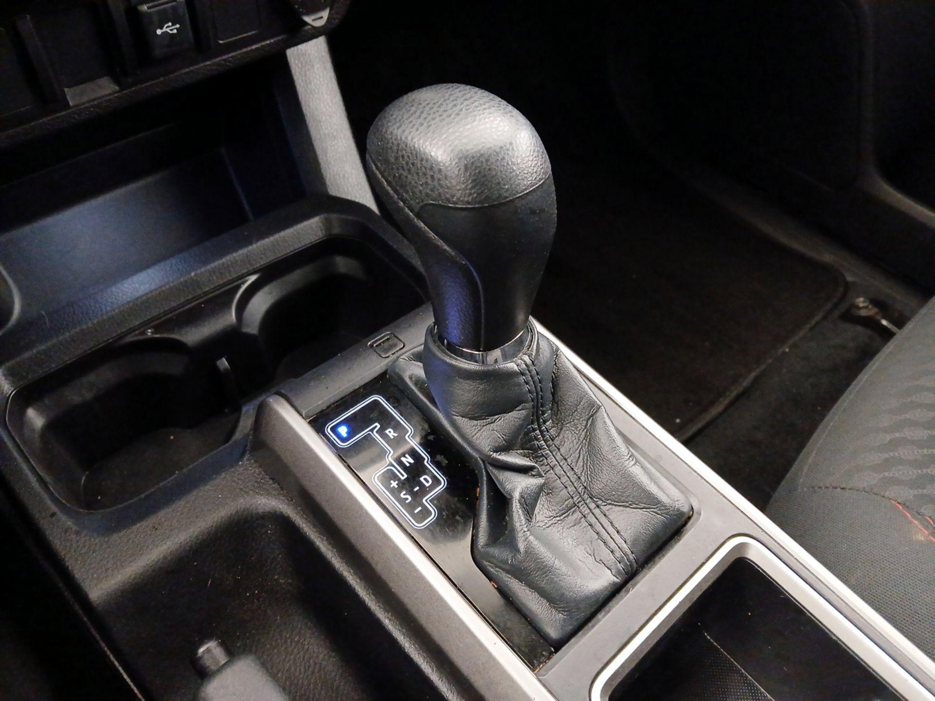 Thumbnail: 2021 Toyota Tacoma - 17