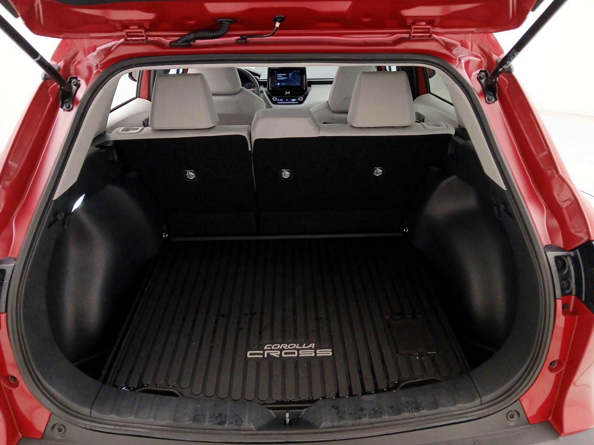 Thumbnail: 2023 Toyota Corolla Cross - 19