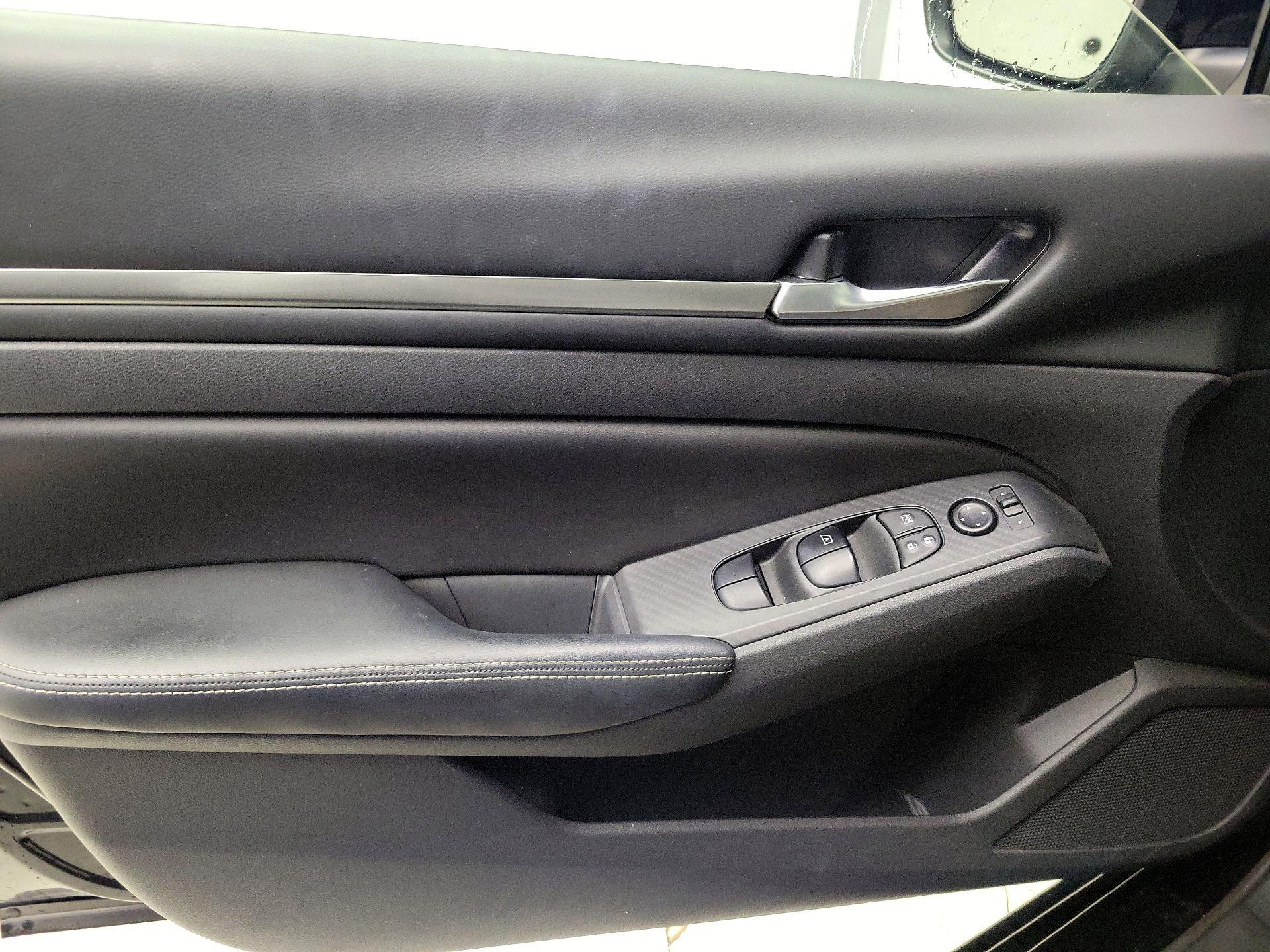 Thumbnail: 2022 Nissan Altima - 12