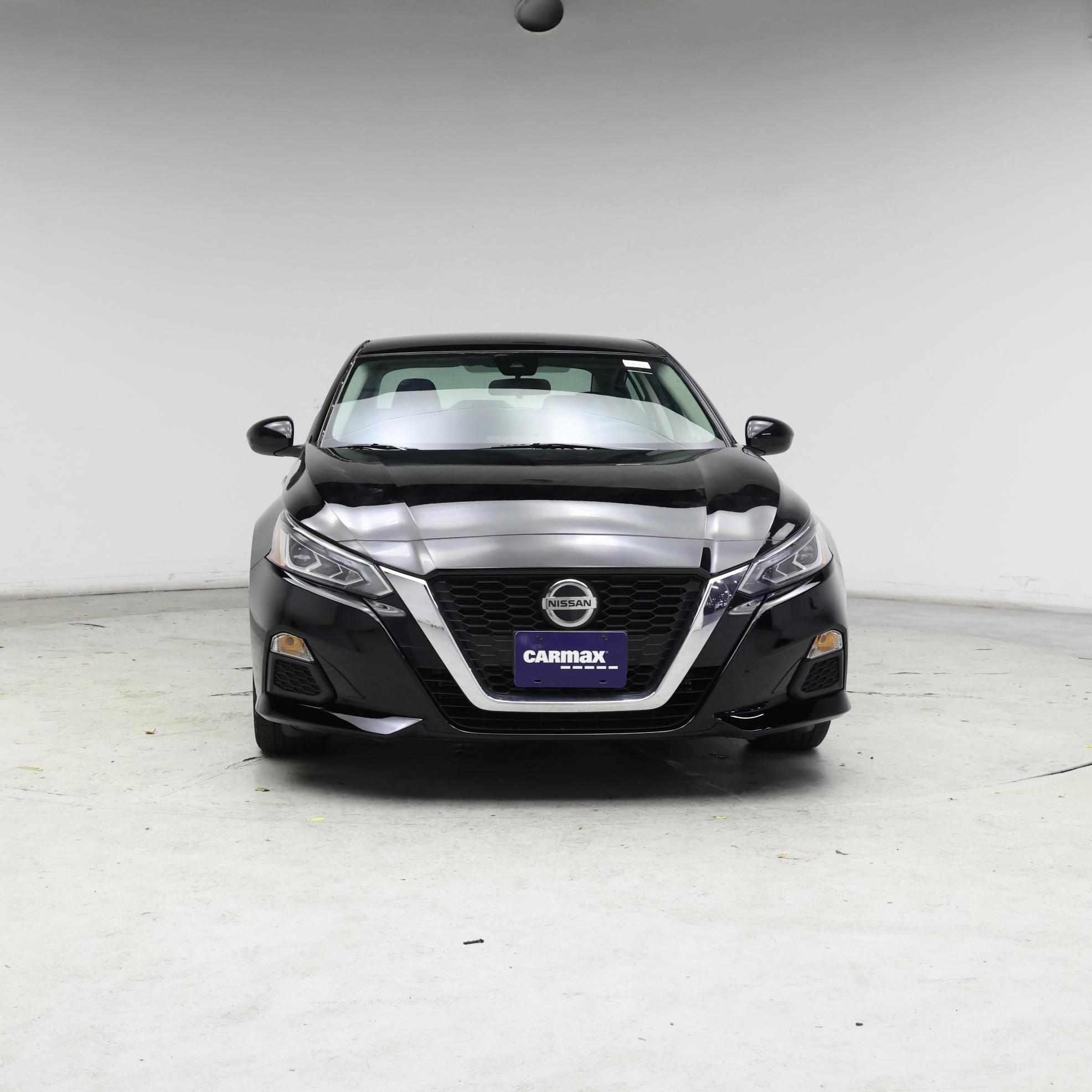 Thumbnail: 2022 Nissan Altima - 5