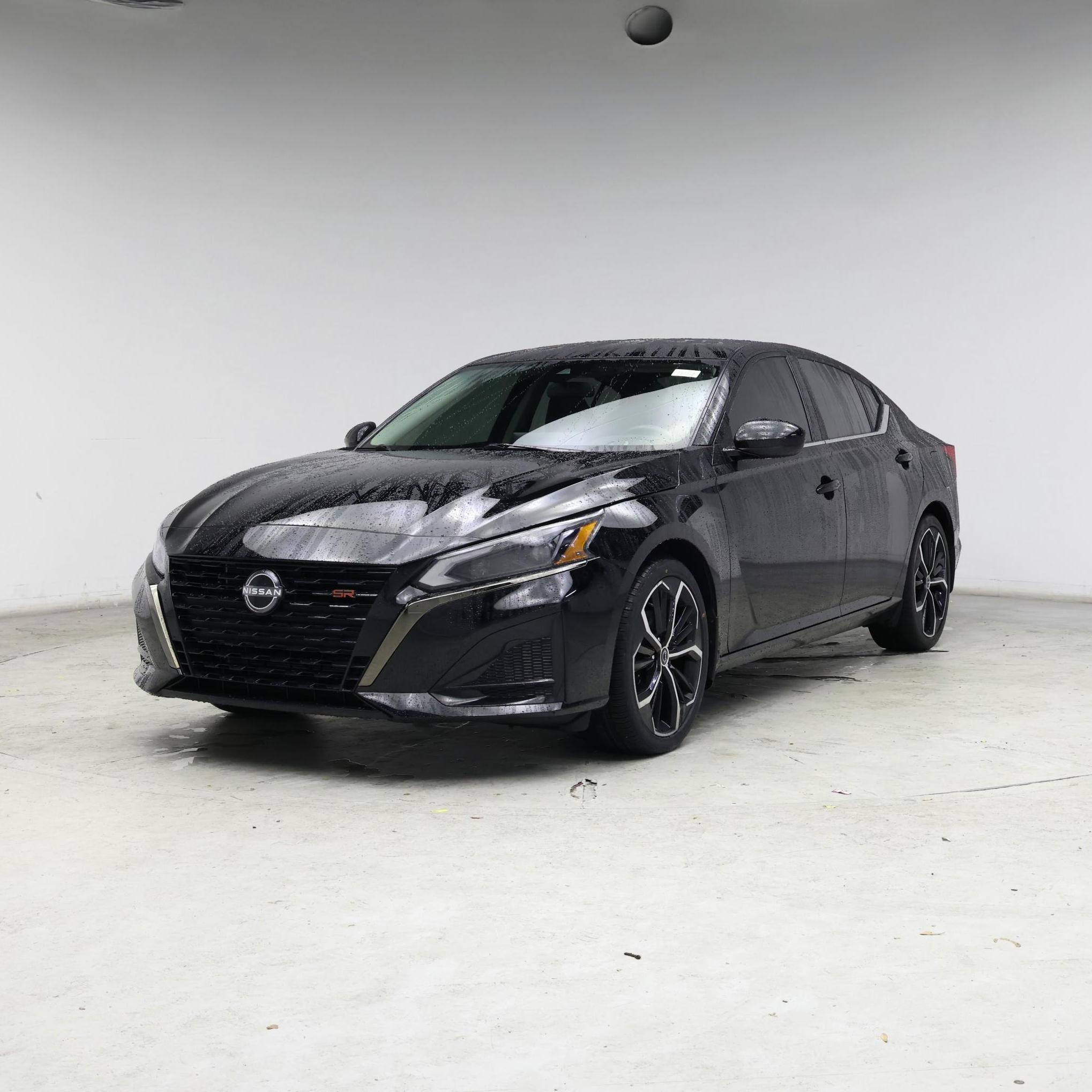 Thumbnail: 2023 Nissan Altima - 4