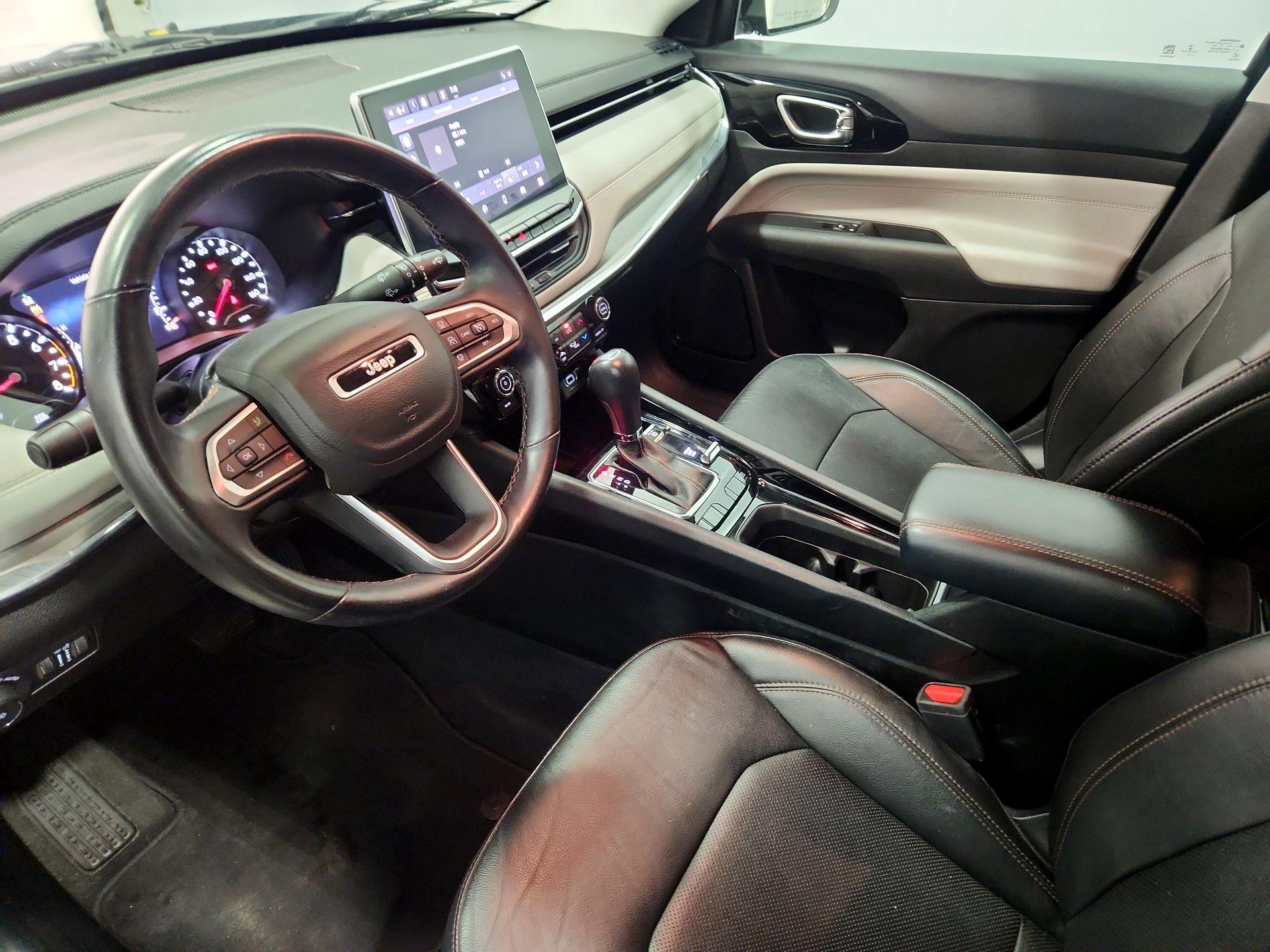 Thumbnail: 2022 Jeep Compass - 11