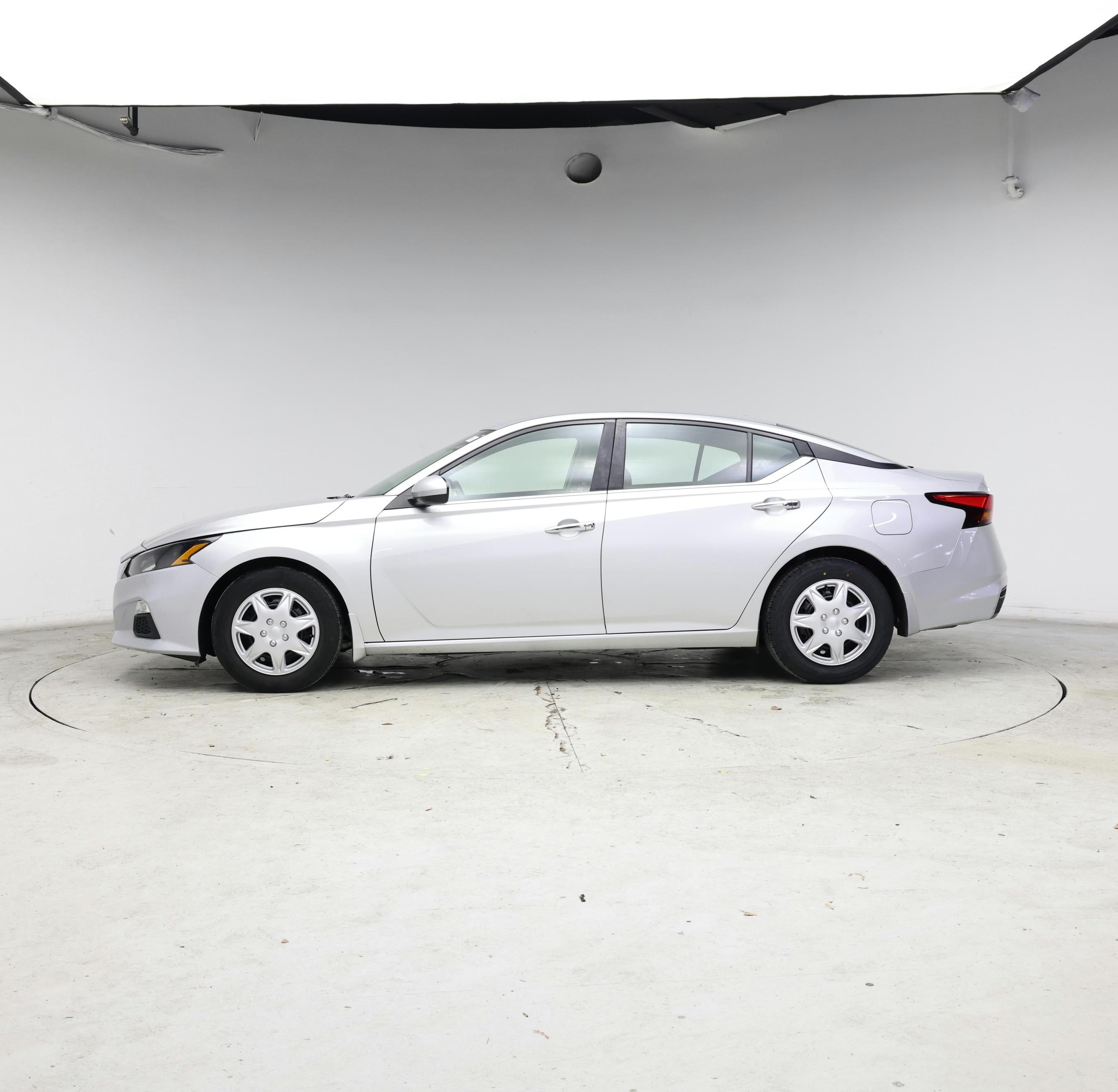 Thumbnail: 2022 Nissan Altima - 3