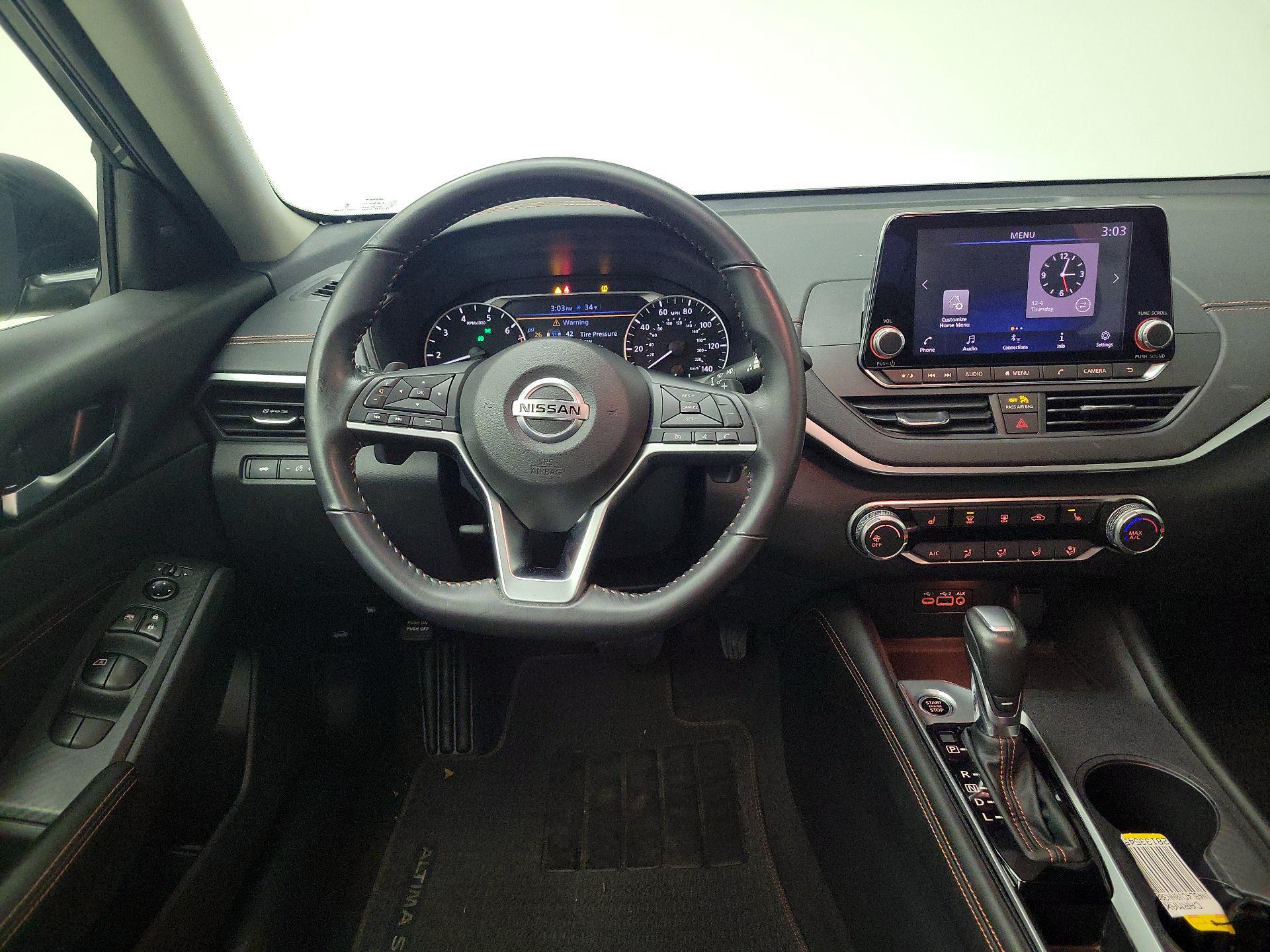 Thumbnail: 2022 Nissan Altima - 10