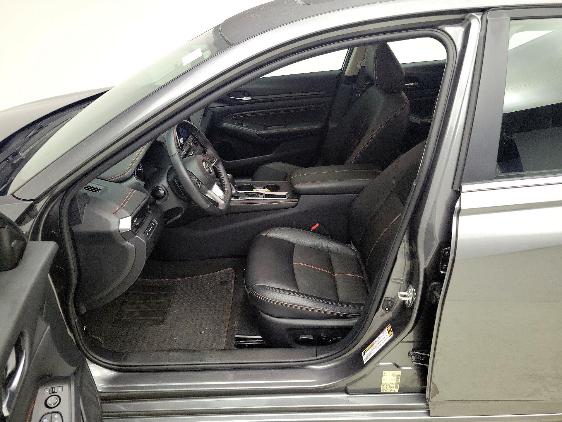 Thumbnail: 2022 Nissan Altima - 11