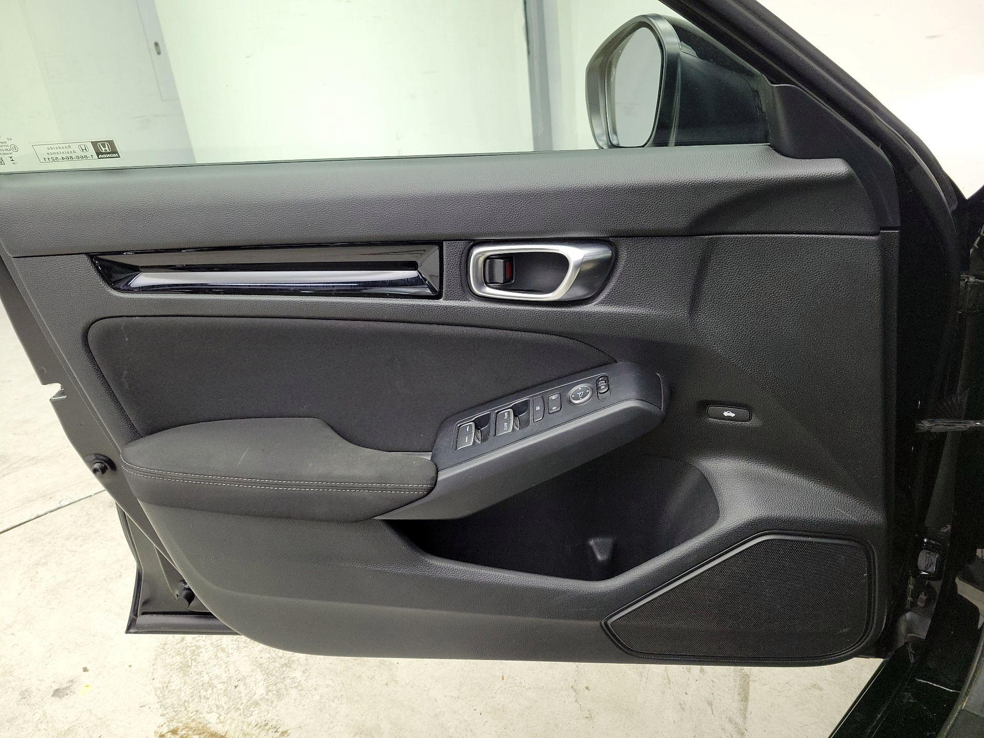 Thumbnail: 2024 Honda Civic - 12