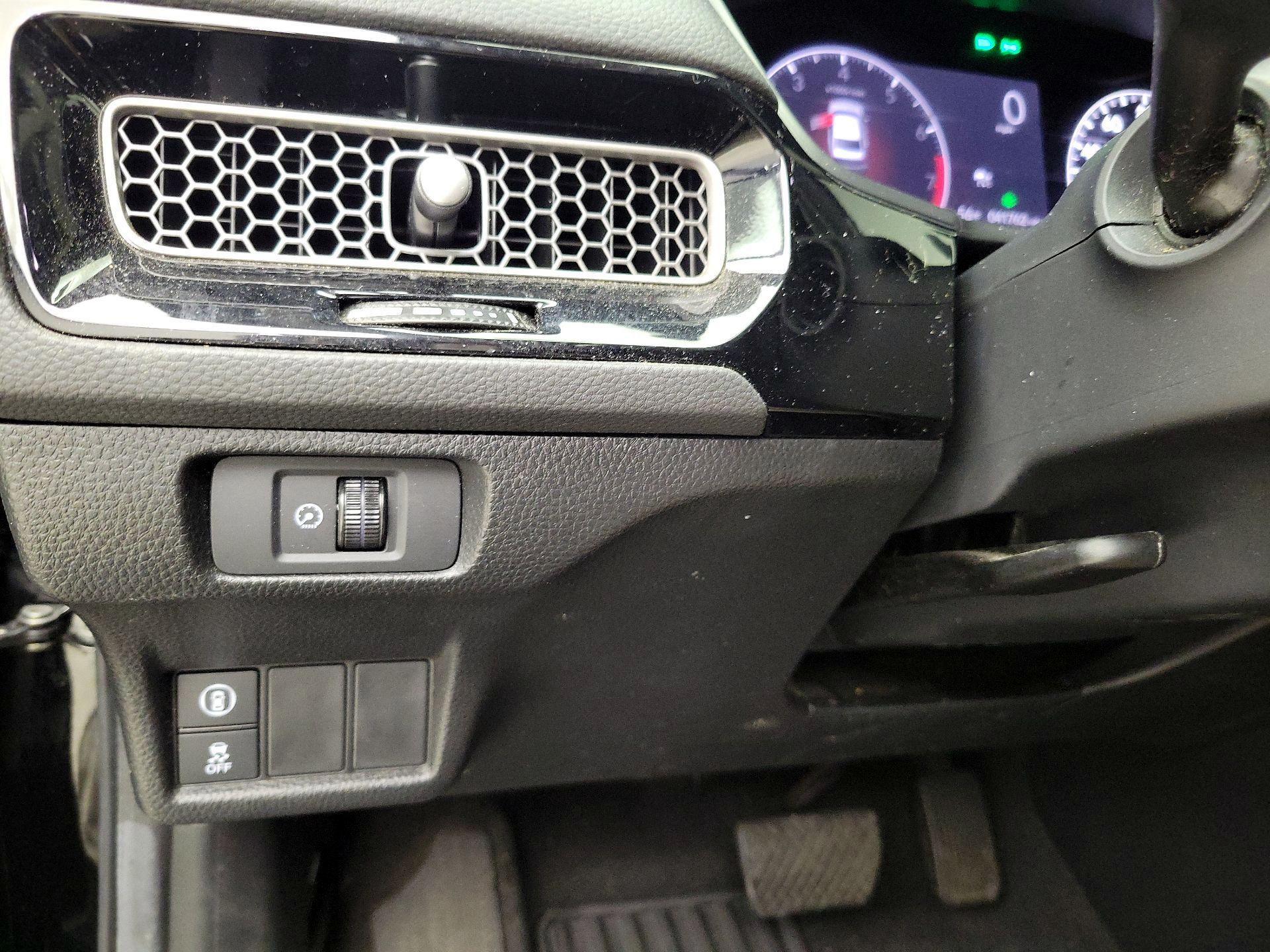 Thumbnail: 2024 Honda Civic - 13