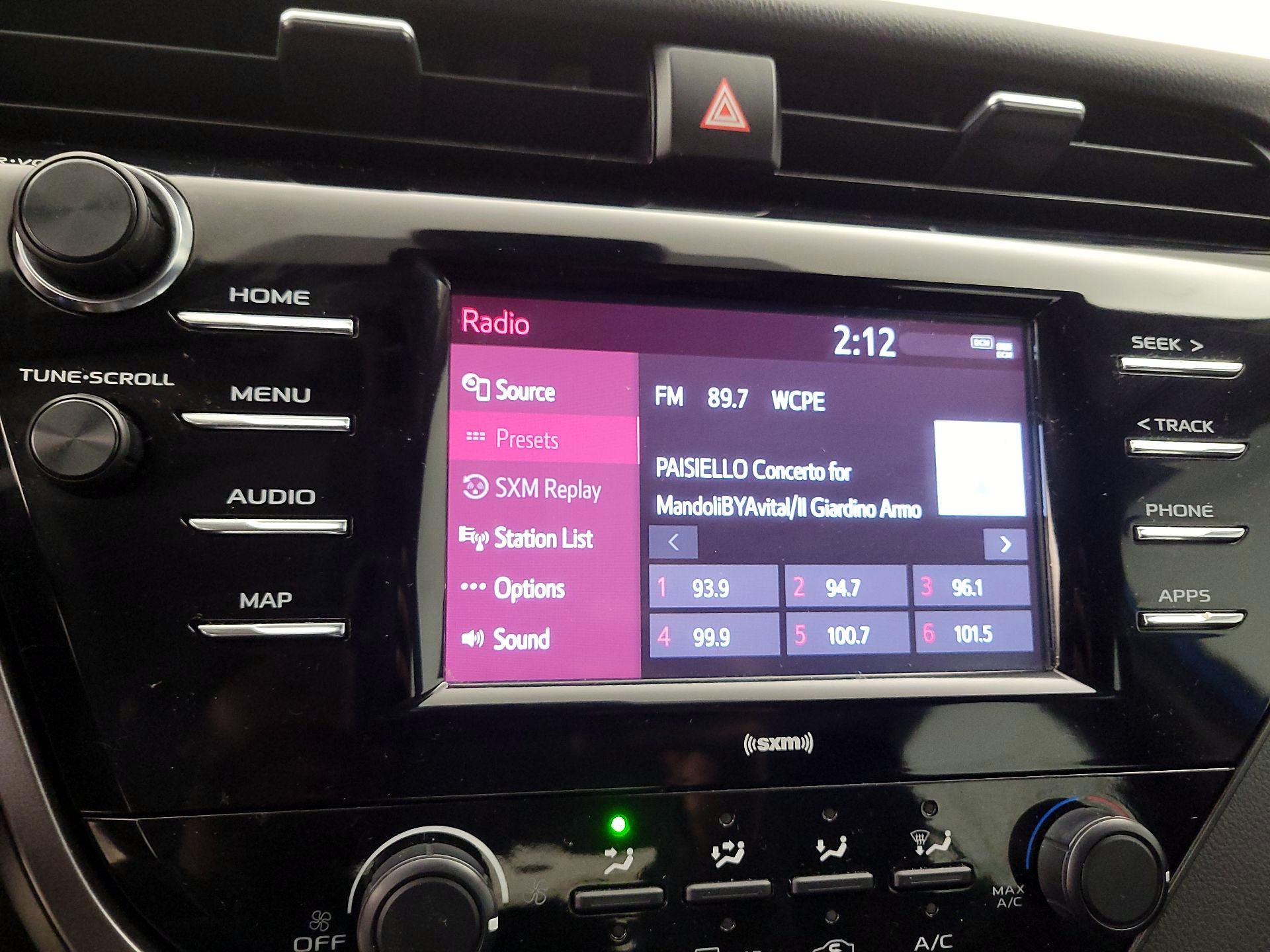 Thumbnail: 2020 Toyota Camry - 15