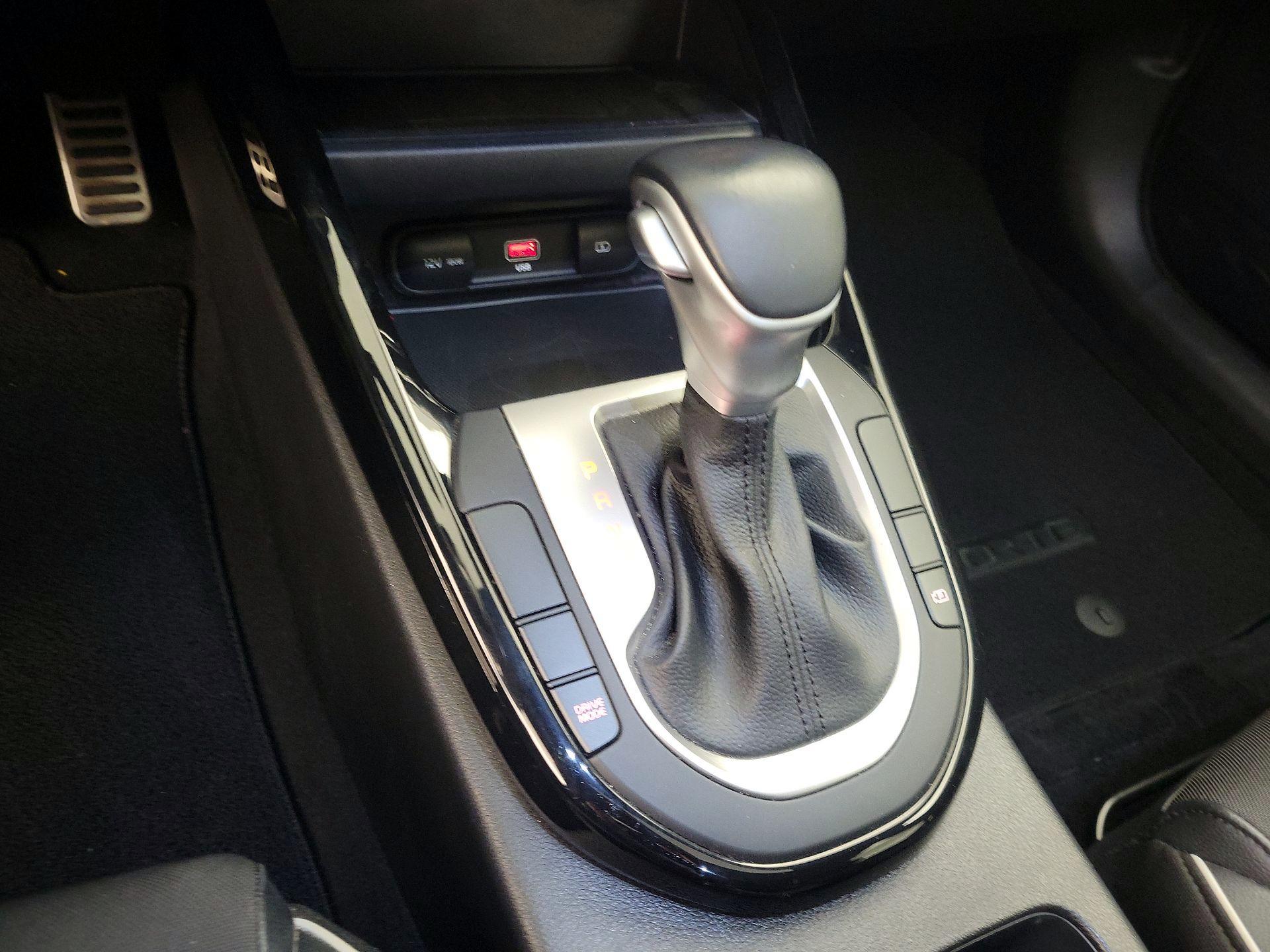 Thumbnail: 2022 Kia Forte - 17