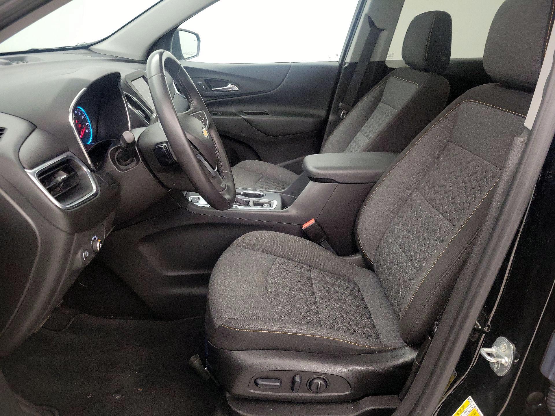 Thumbnail: 2022 Chevrolet Equinox - 11