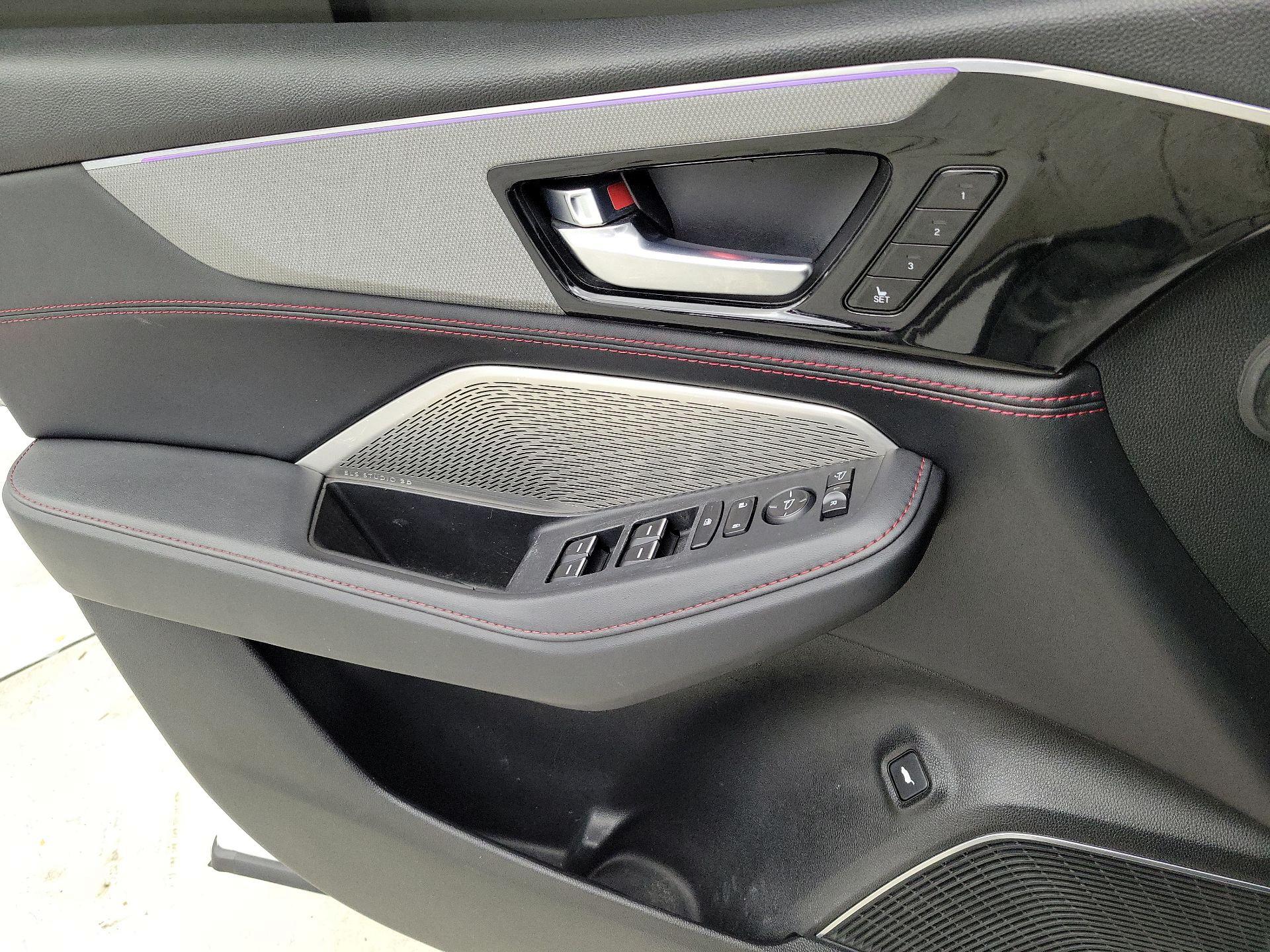 Thumbnail: 2022 Acura MDX - 12