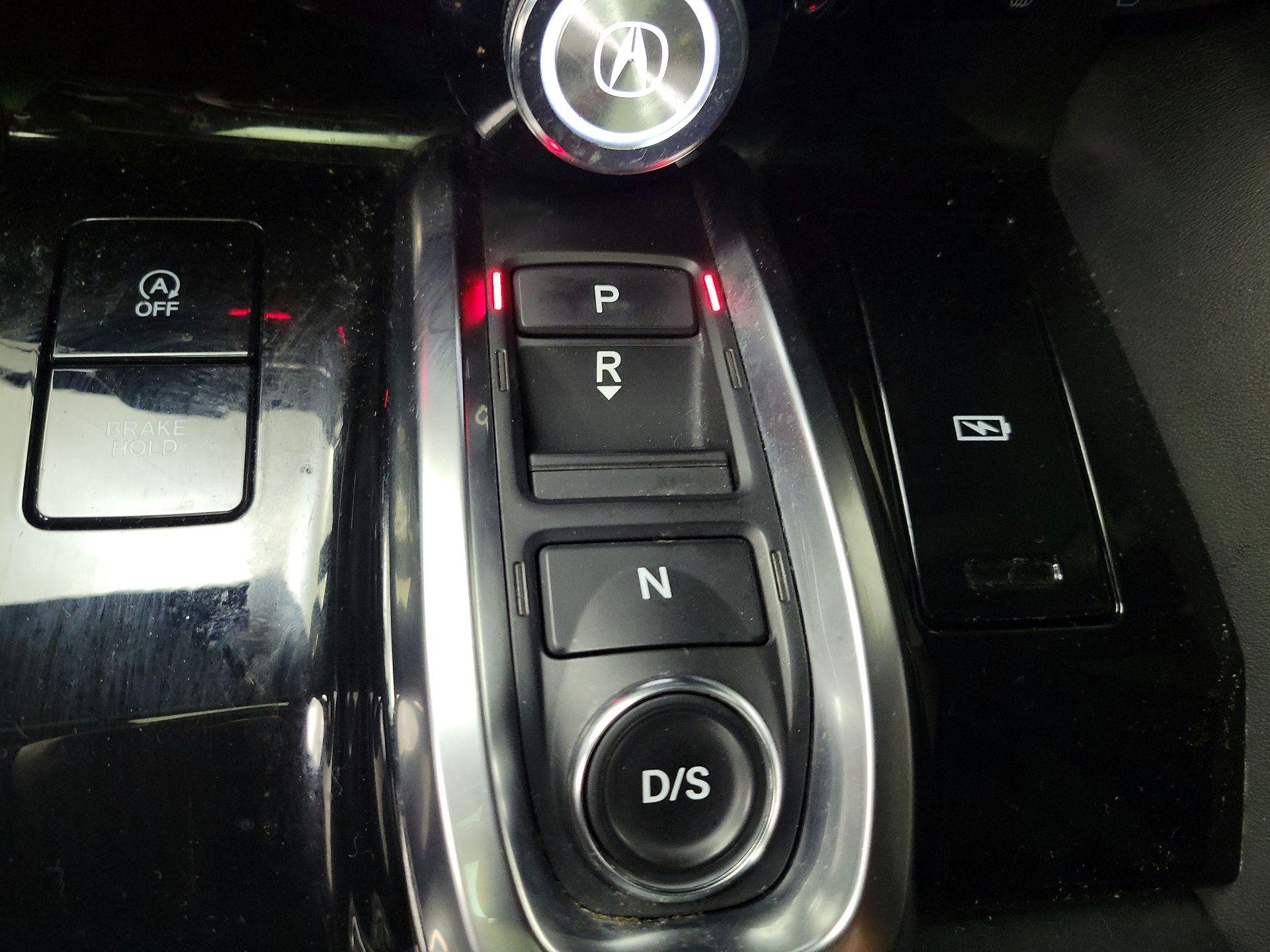 Thumbnail: 2022 Acura MDX - 18