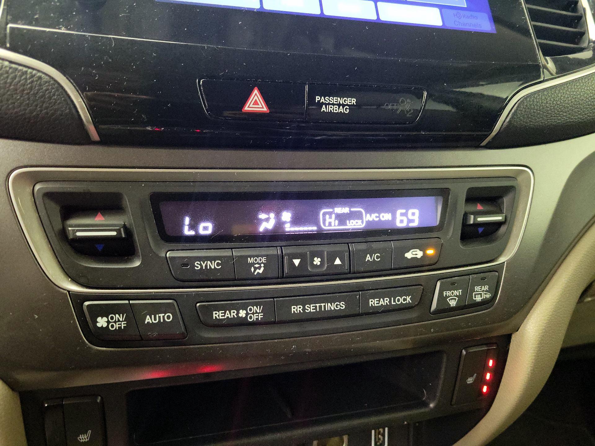 Thumbnail: 2022 Honda Pilot - 16