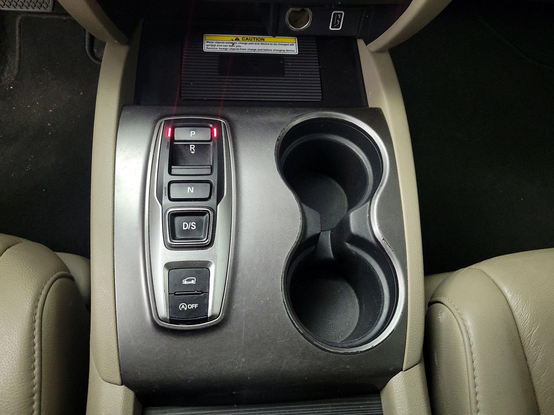 Thumbnail: 2022 Honda Pilot - 17