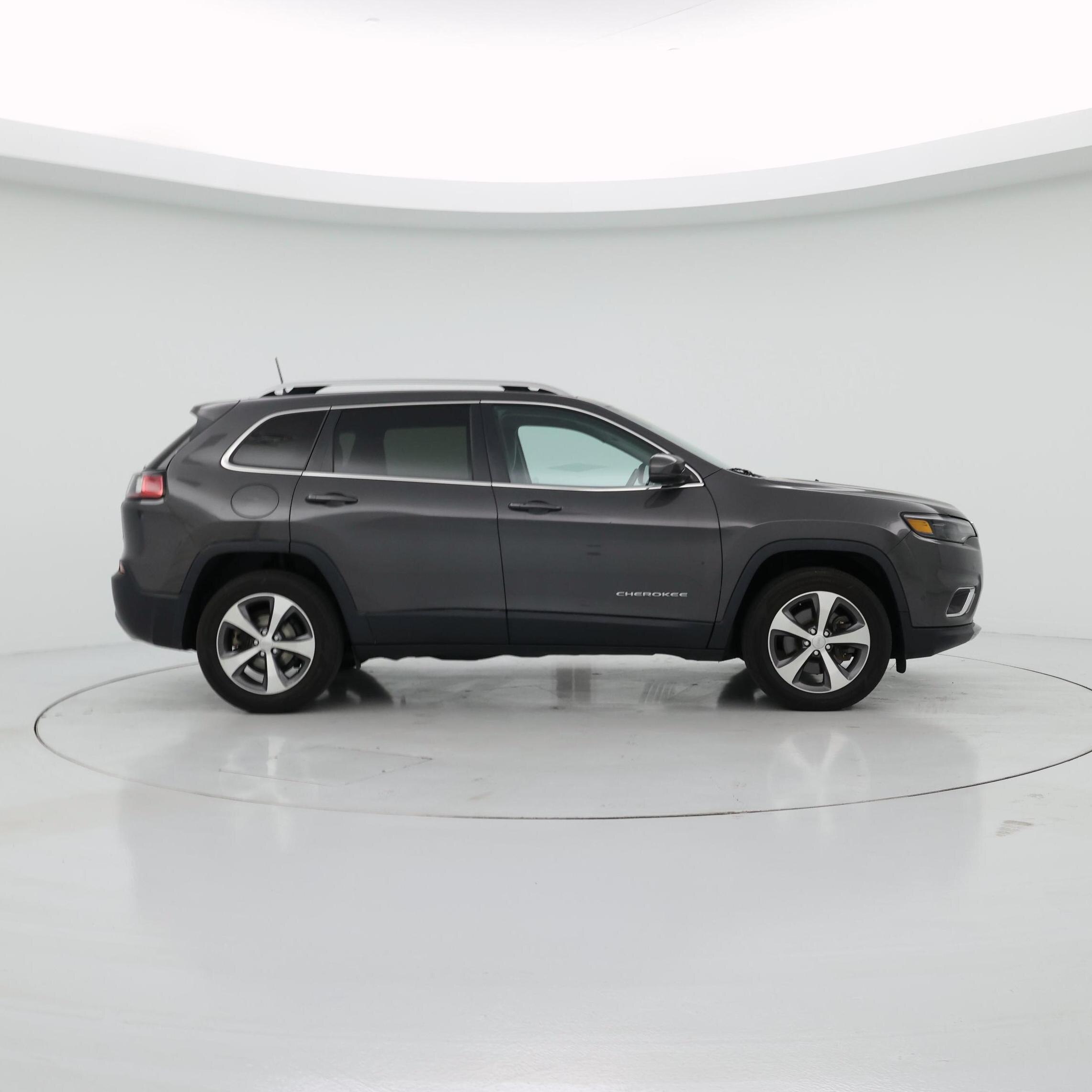 Thumbnail: 2021 Jeep Cherokee - 7