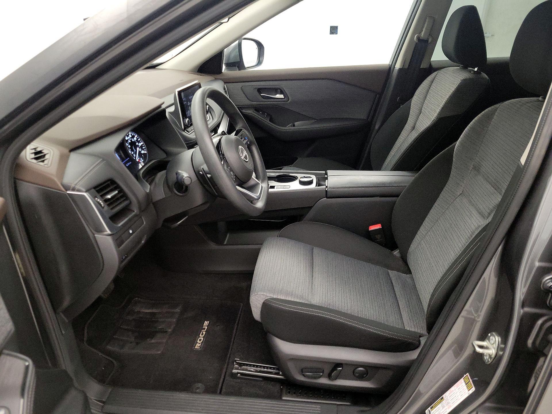 Thumbnail: 2023 Nissan Rogue - 11