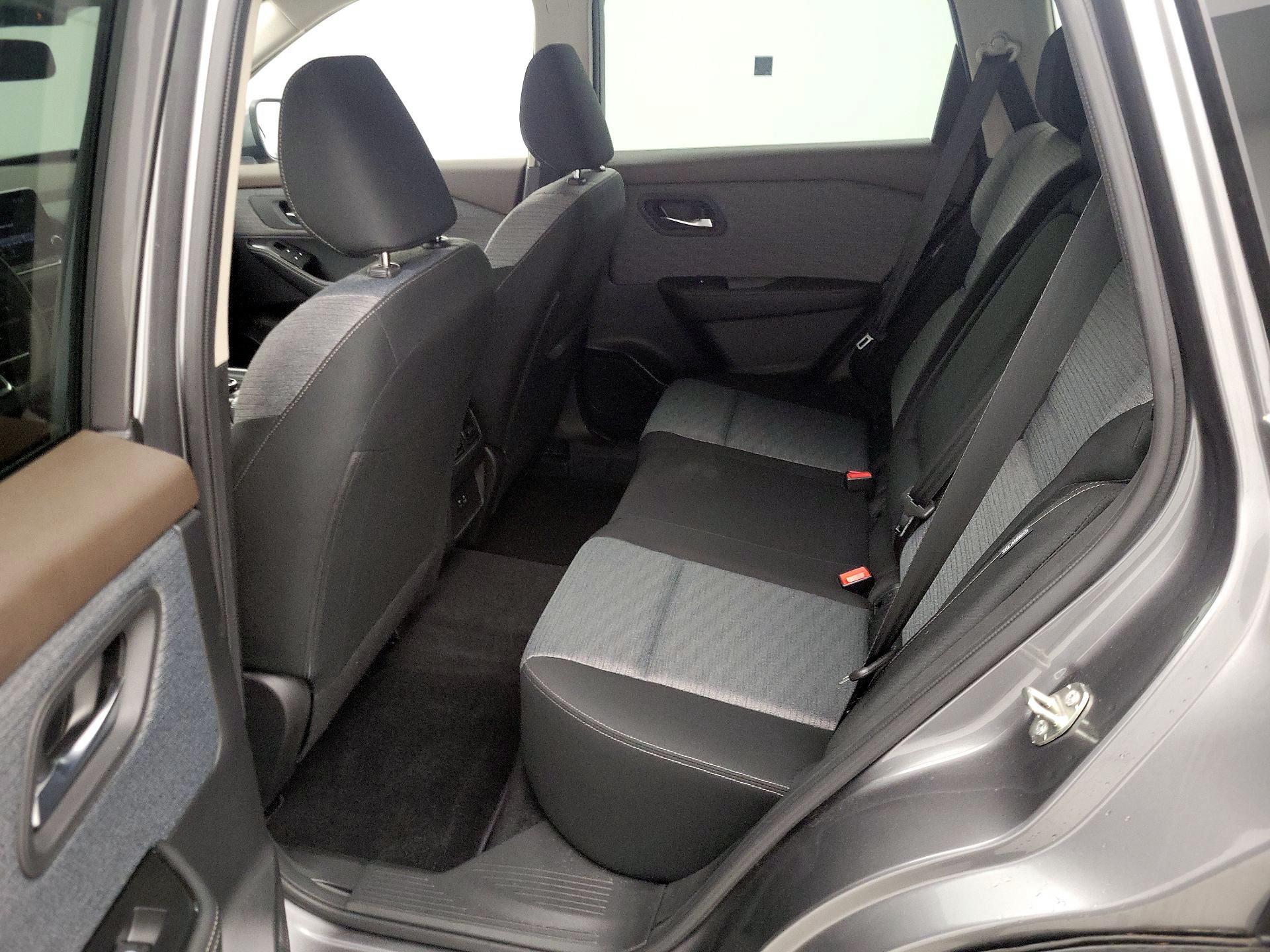 Thumbnail: 2023 Nissan Rogue - 19