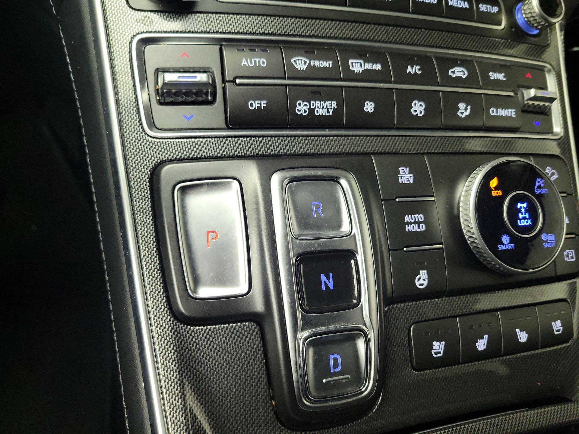 Thumbnail: 2023 Hyundai Santa Fe - 17