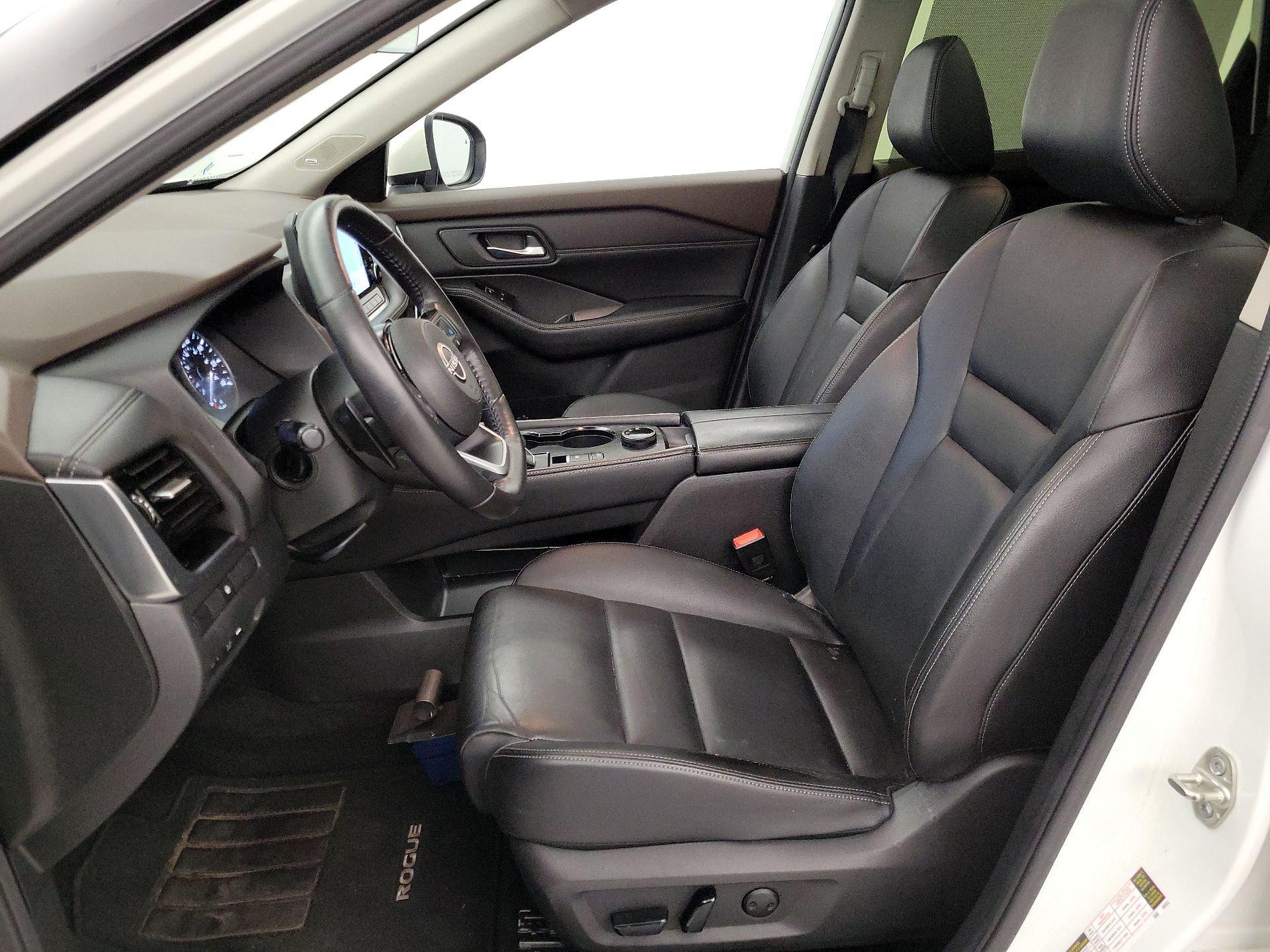 Thumbnail: 2023 Nissan Rogue - 11