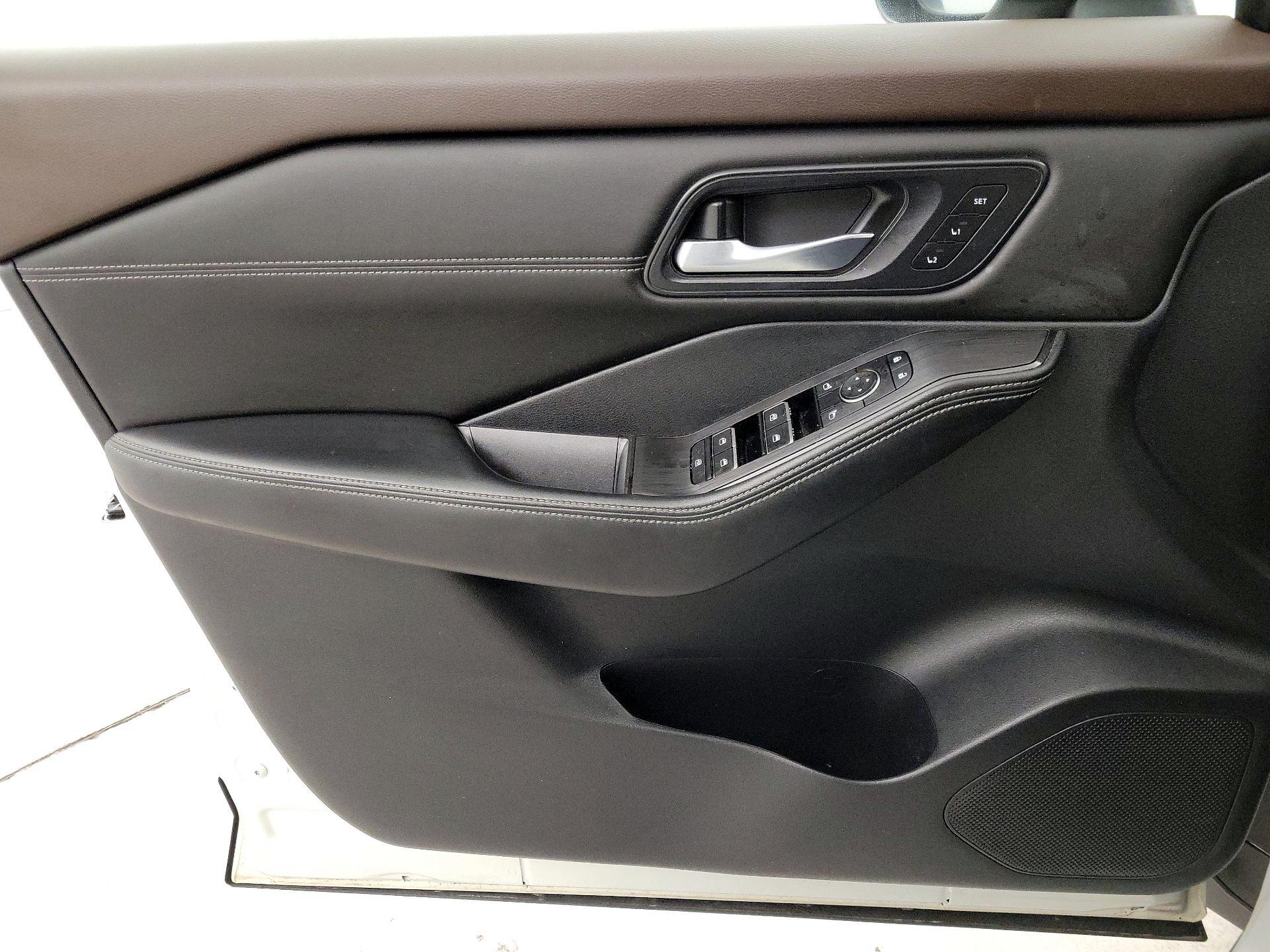 Thumbnail: 2023 Nissan Rogue - 12