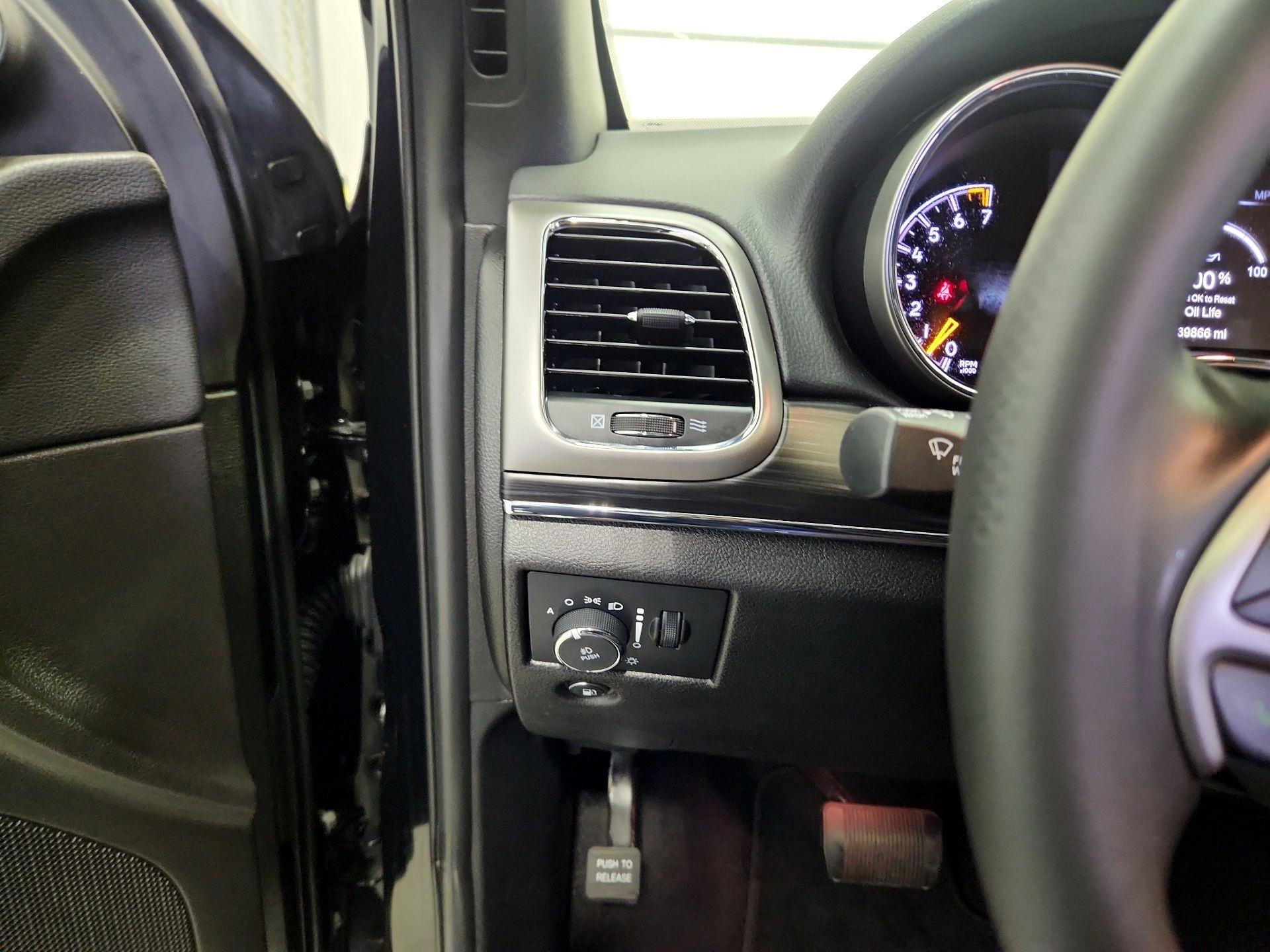 Thumbnail: 2021 Jeep Grand Cherokee - 13