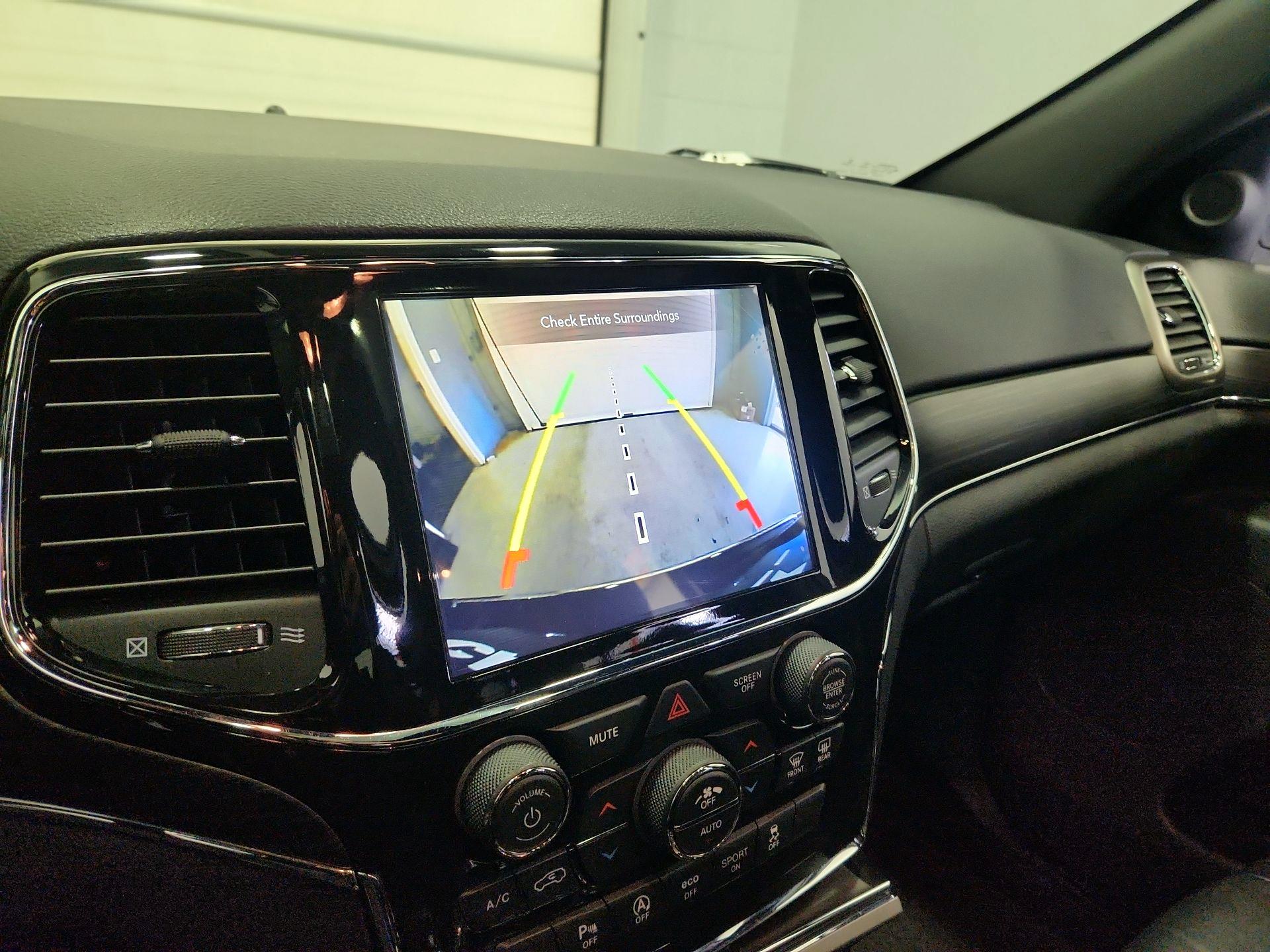 Thumbnail: 2021 Jeep Grand Cherokee - 15