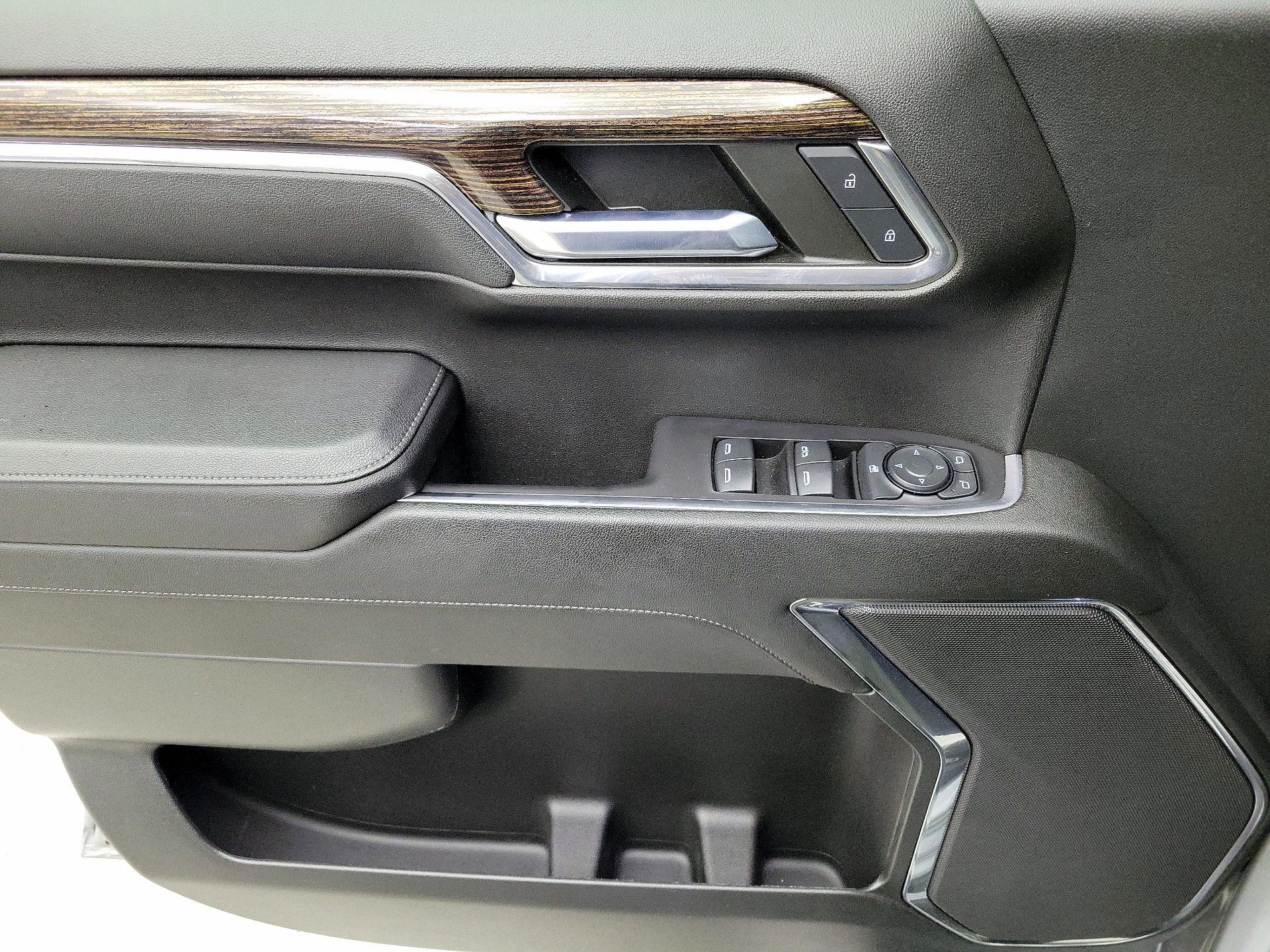 Thumbnail: 2023 GMC Sierra 1500 - 12