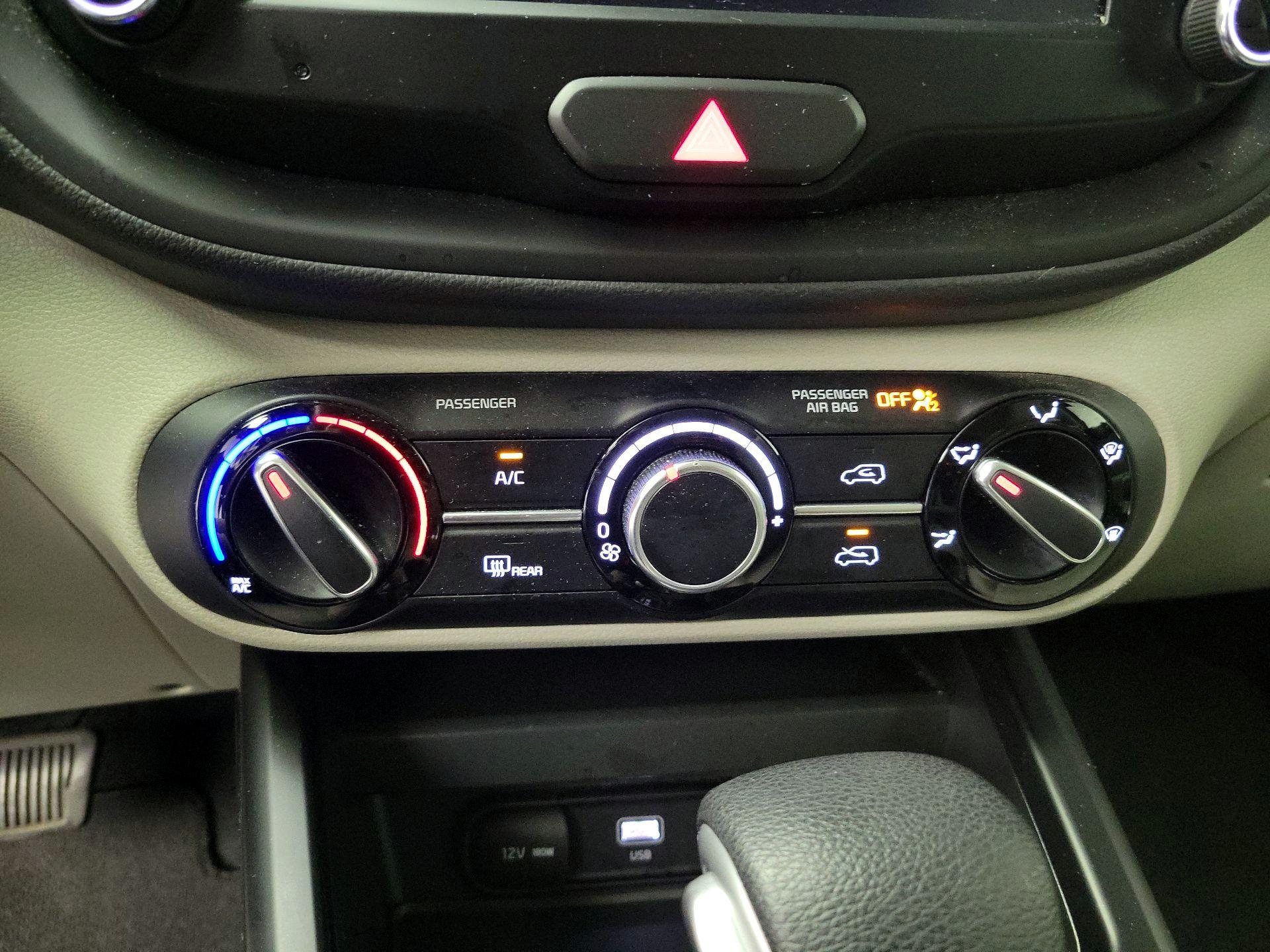 Thumbnail: 2023 Kia Soul - 16