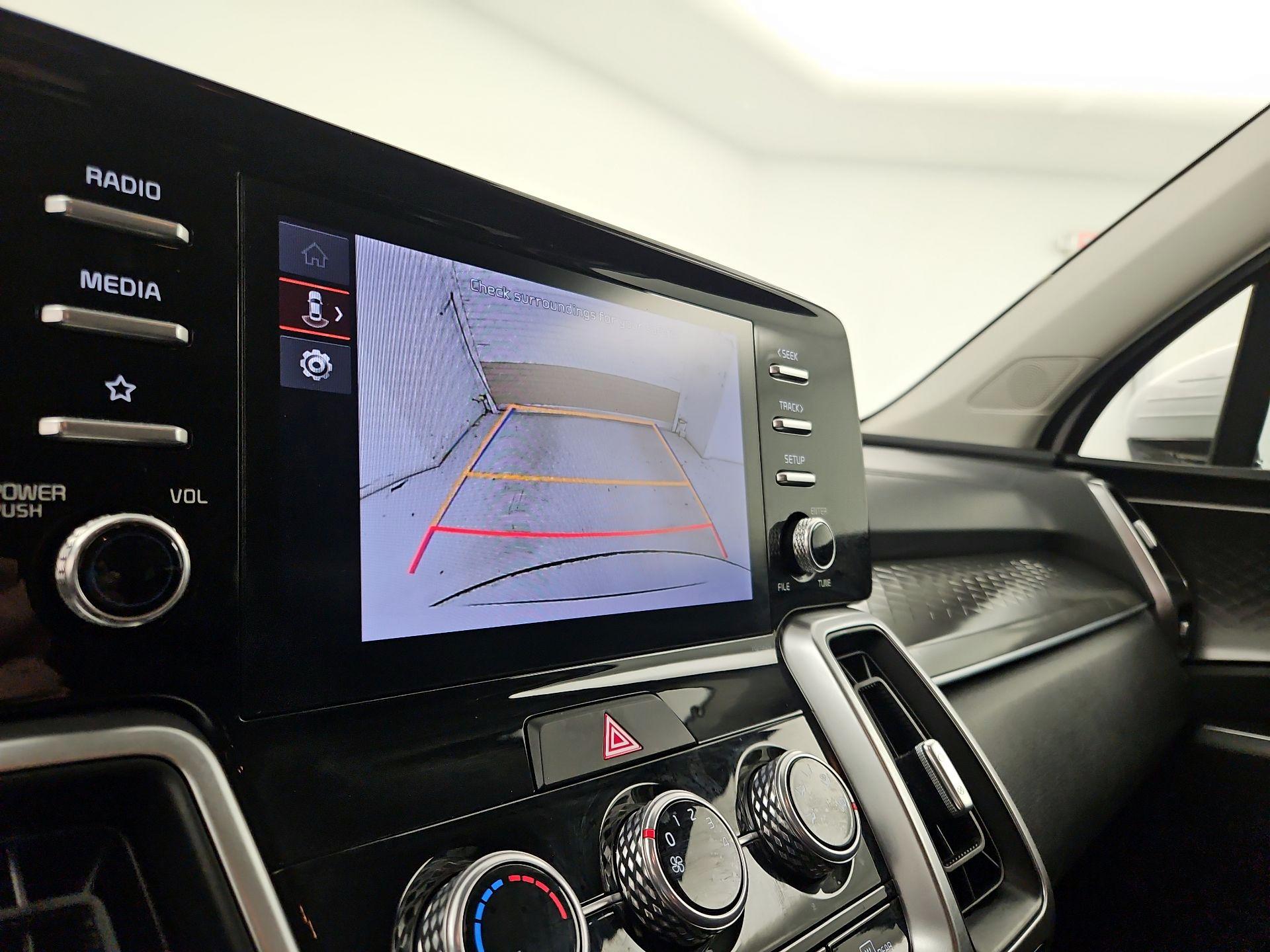 Thumbnail: 2022 Kia Sorento - 14