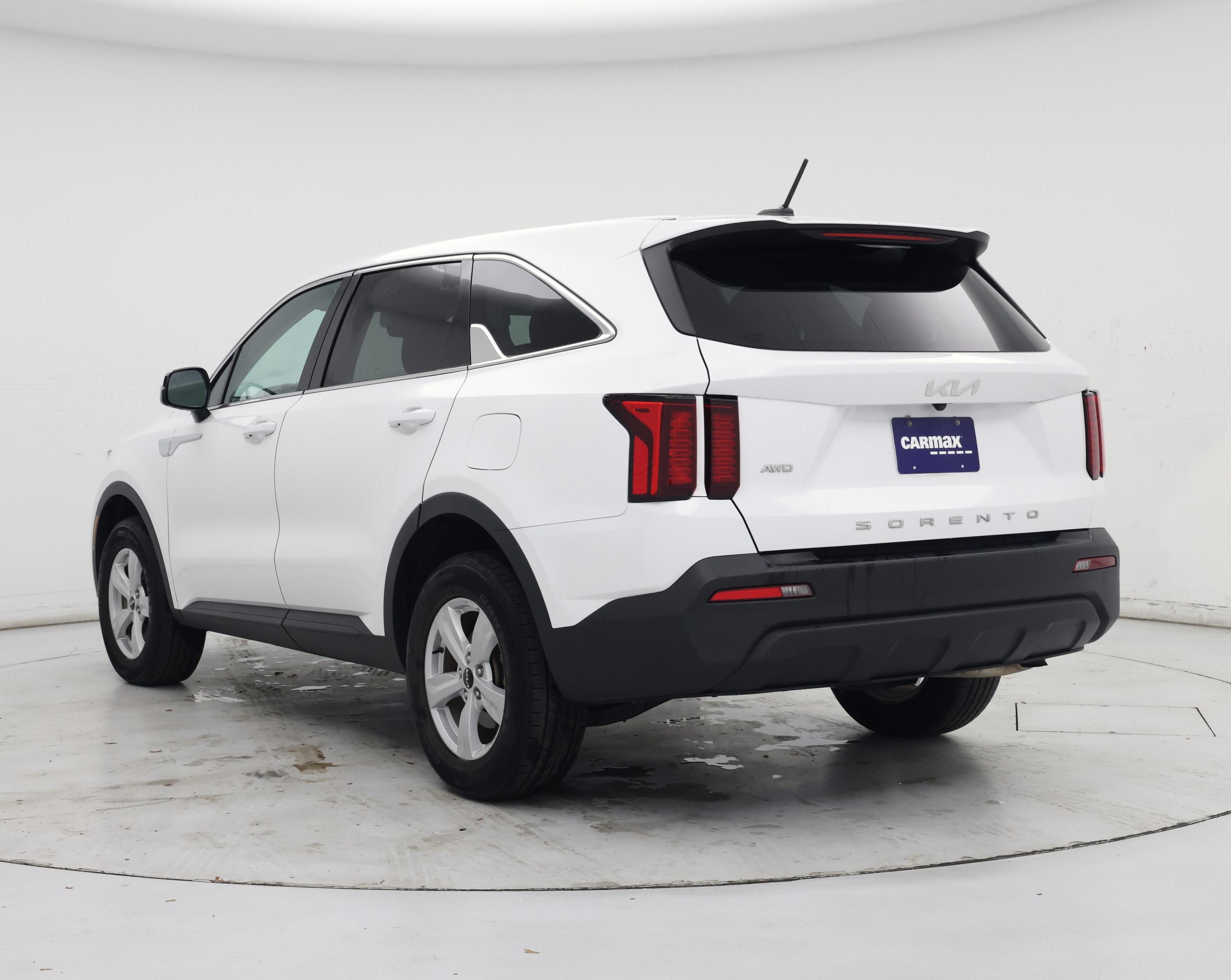 Thumbnail: 2022 Kia Sorento - 2