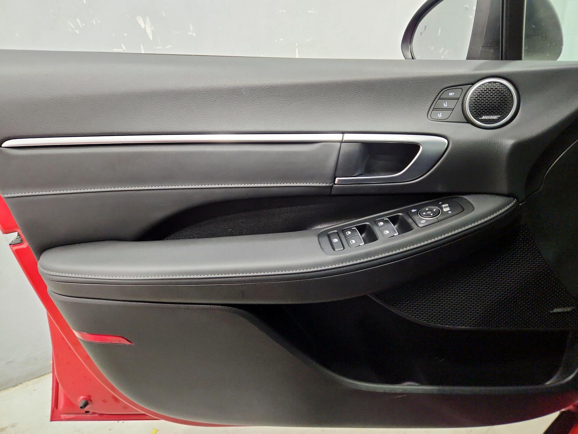 Thumbnail: 2021 Hyundai Sonata - 12