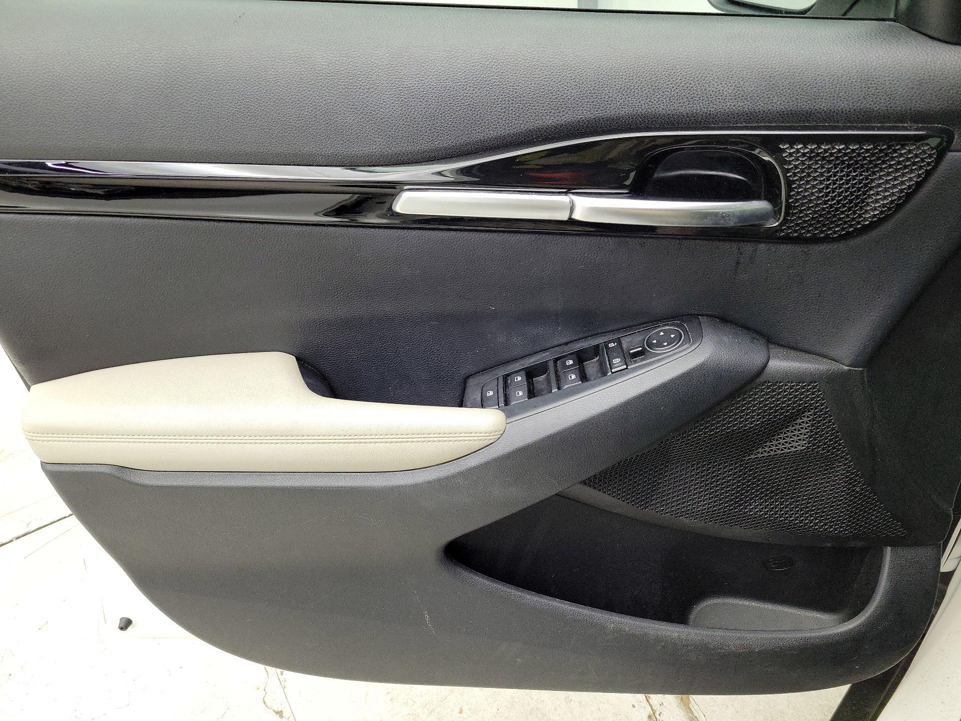 Thumbnail: 2021 Kia Seltos - 12