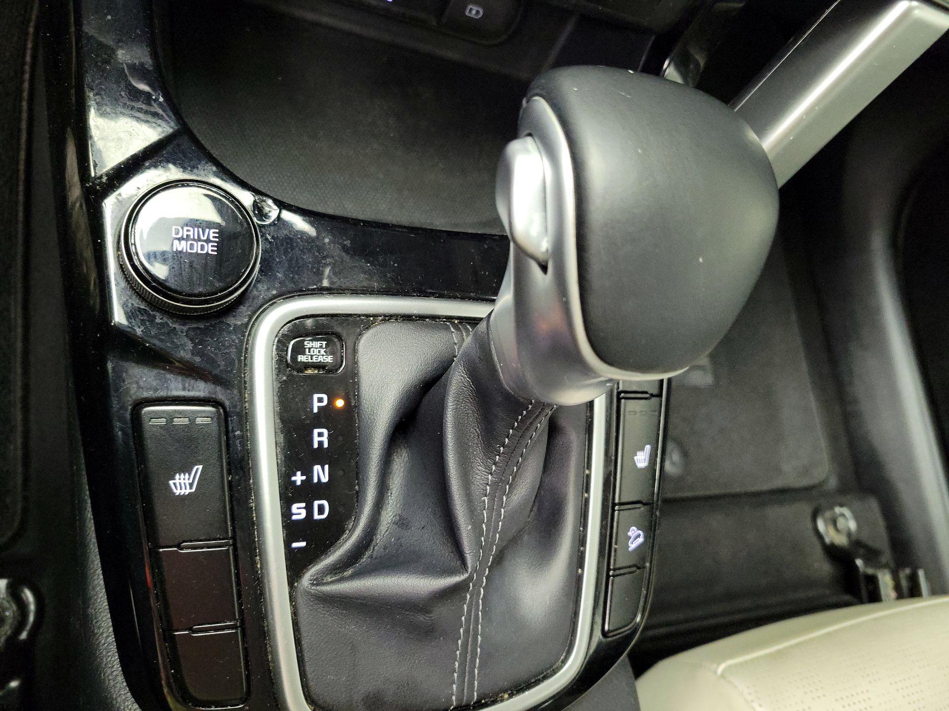 Thumbnail: 2021 Kia Seltos - 16