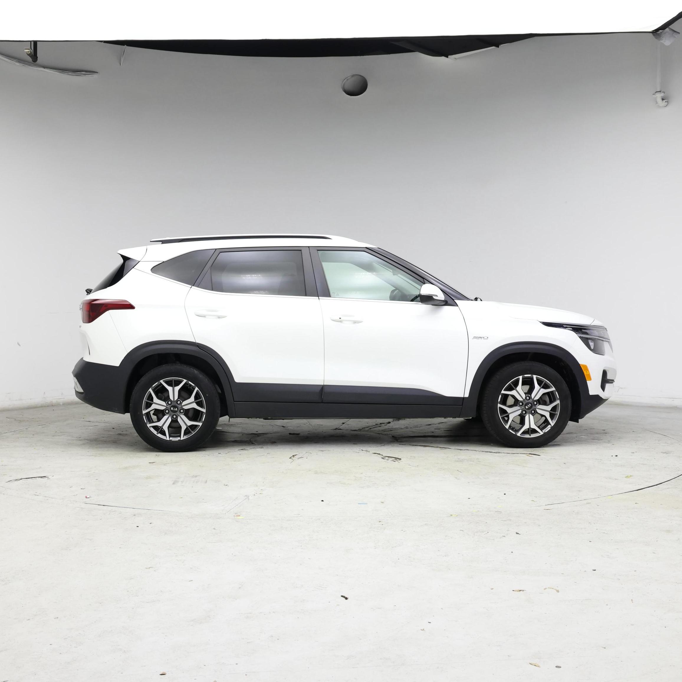 Thumbnail: 2021 Kia Seltos - 7